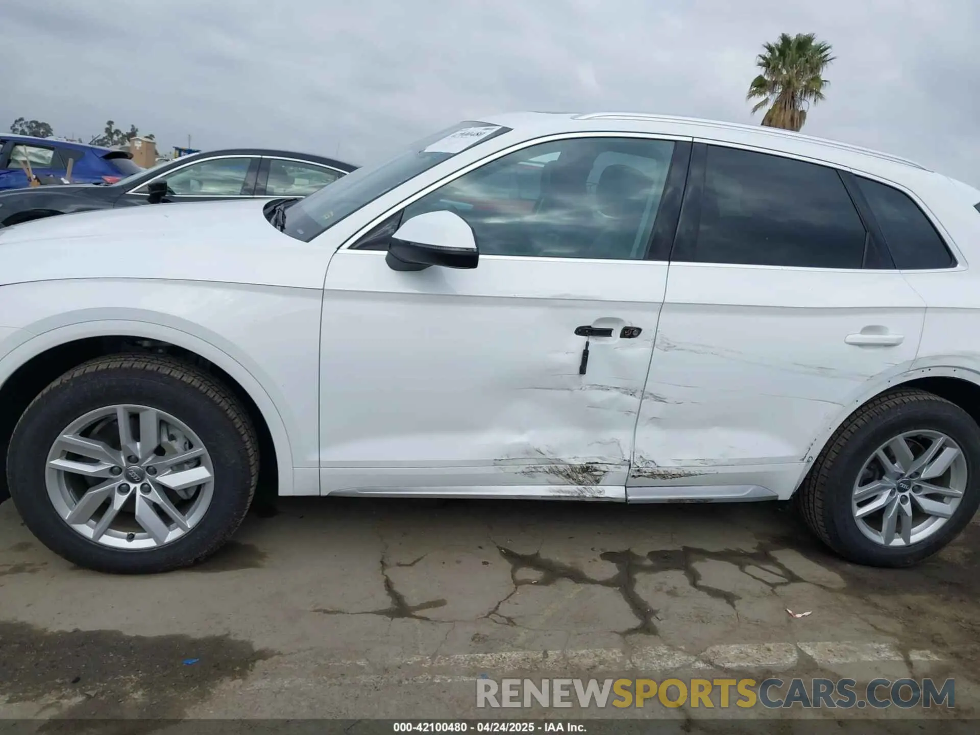 15 Фотография поврежденного автомобиля WA1ANAFY3L2064383 AUDI Q5 2020