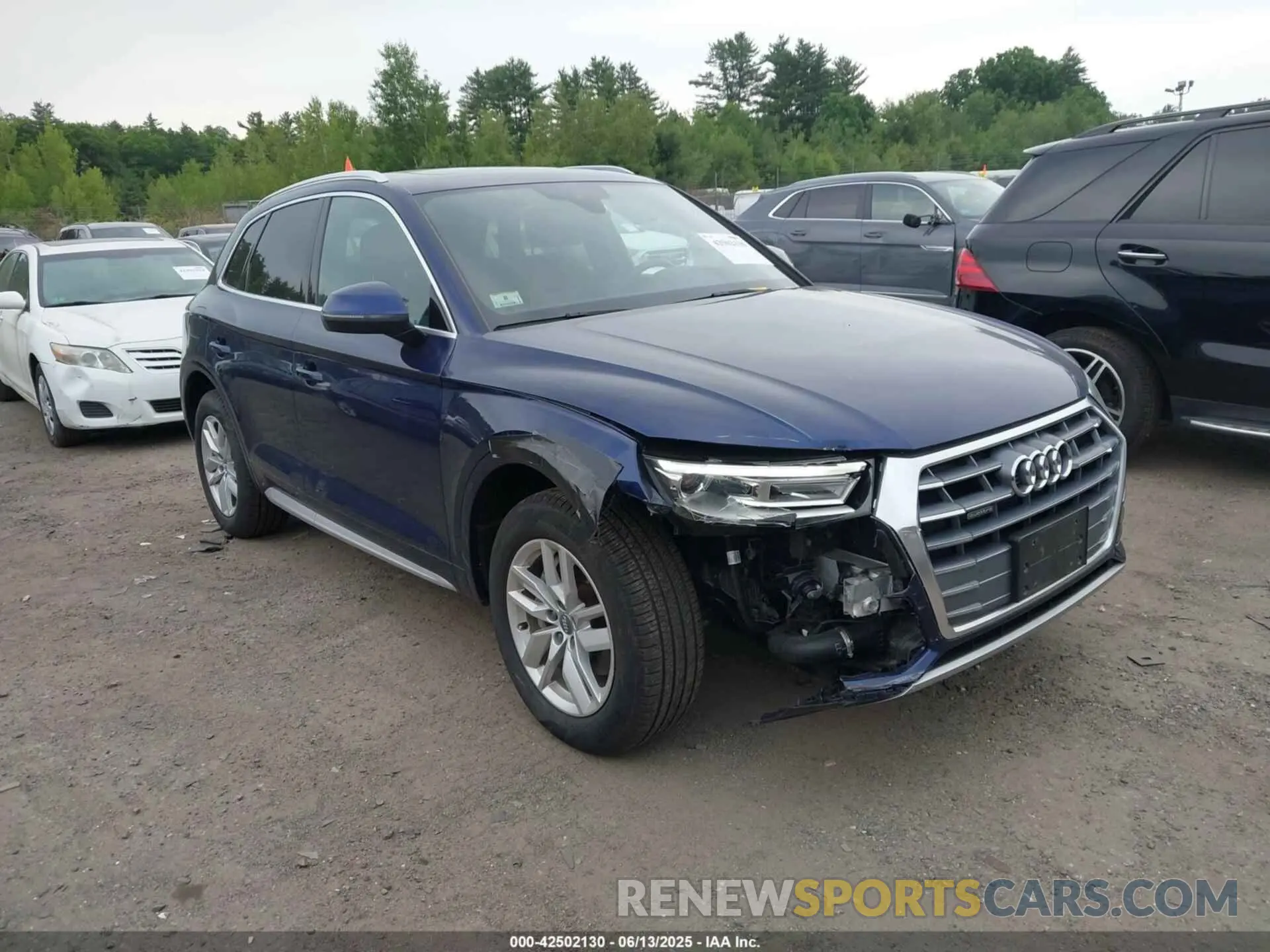 1 Photograph of a damaged car WA1ANAFY3L2088568 AUDI Q5 2020