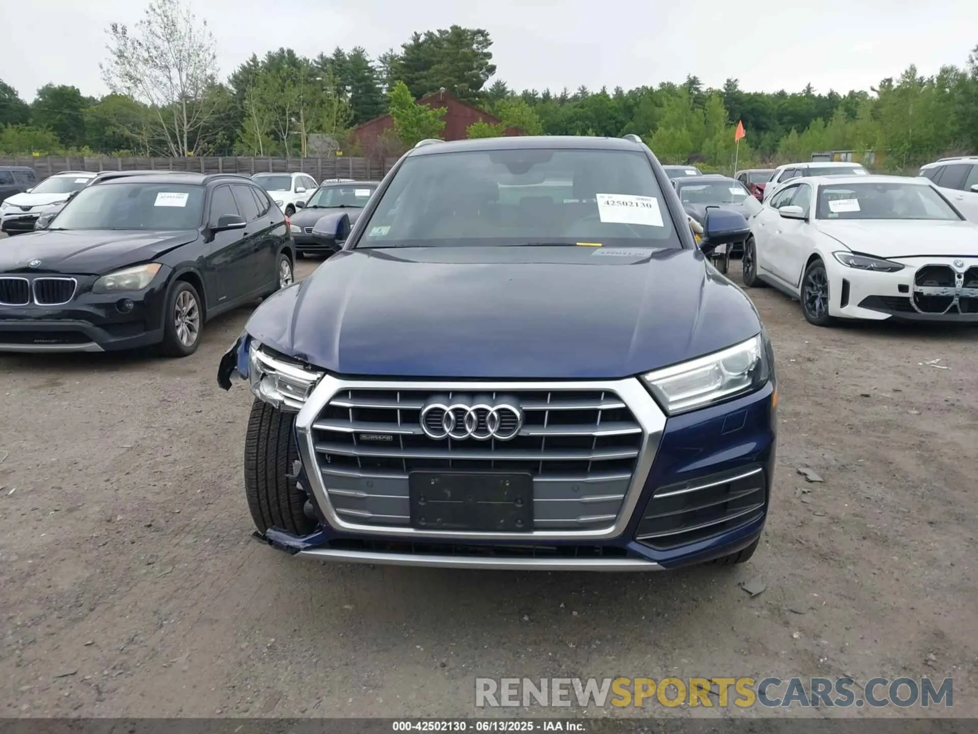 12 Photograph of a damaged car WA1ANAFY3L2088568 AUDI Q5 2020