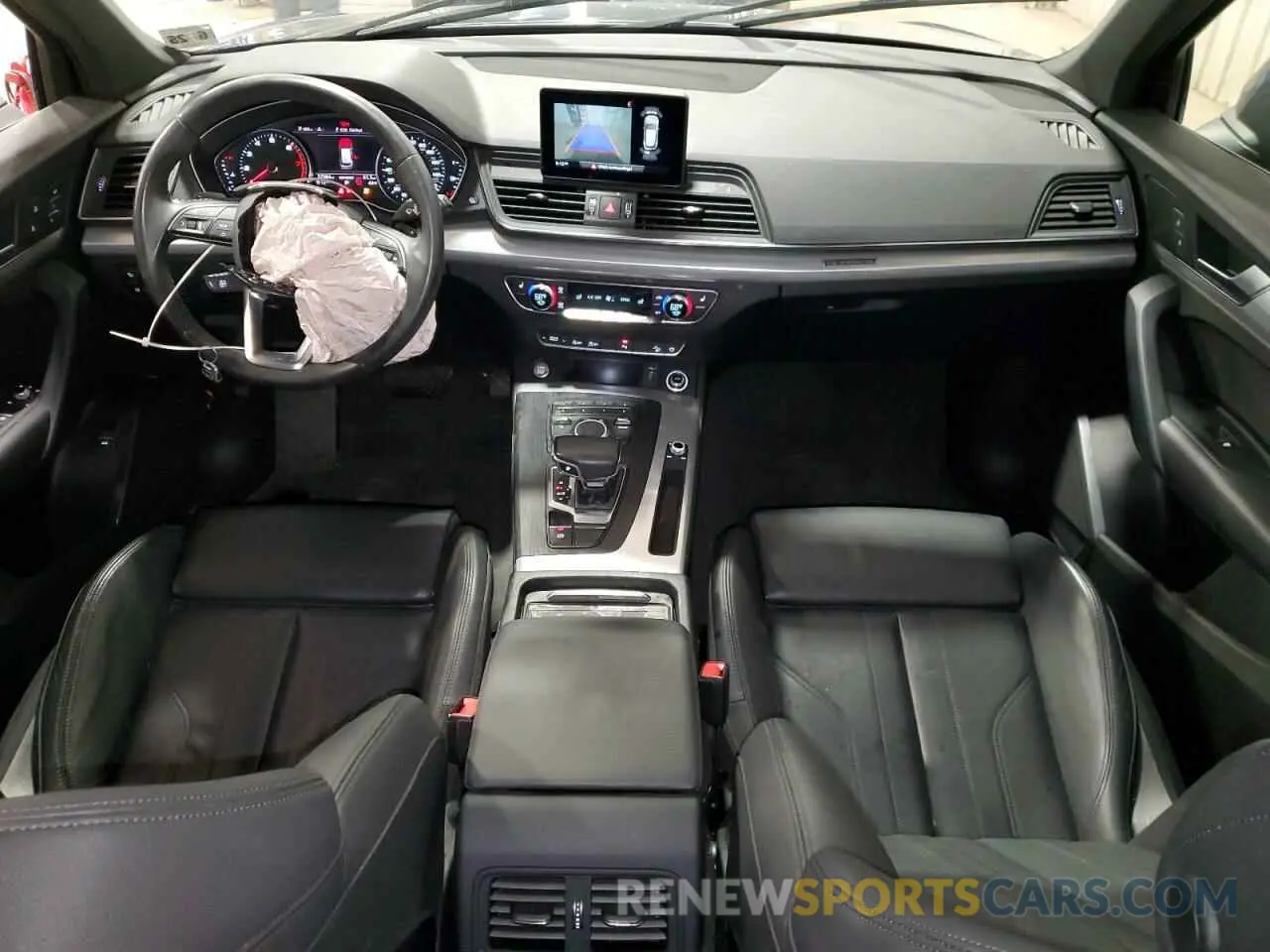 8 Photograph of a damaged car WA1ANAFY5L2086112 AUDI Q5 2020