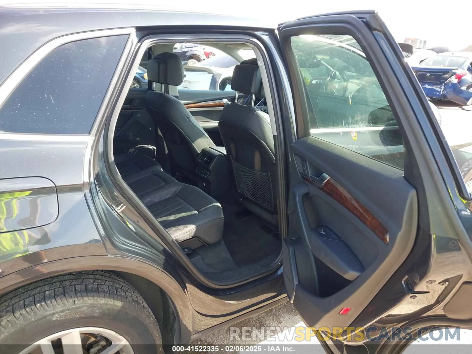 8 Фотография поврежденного автомобиля WA1ANAFY6L2030406 AUDI Q5 2020