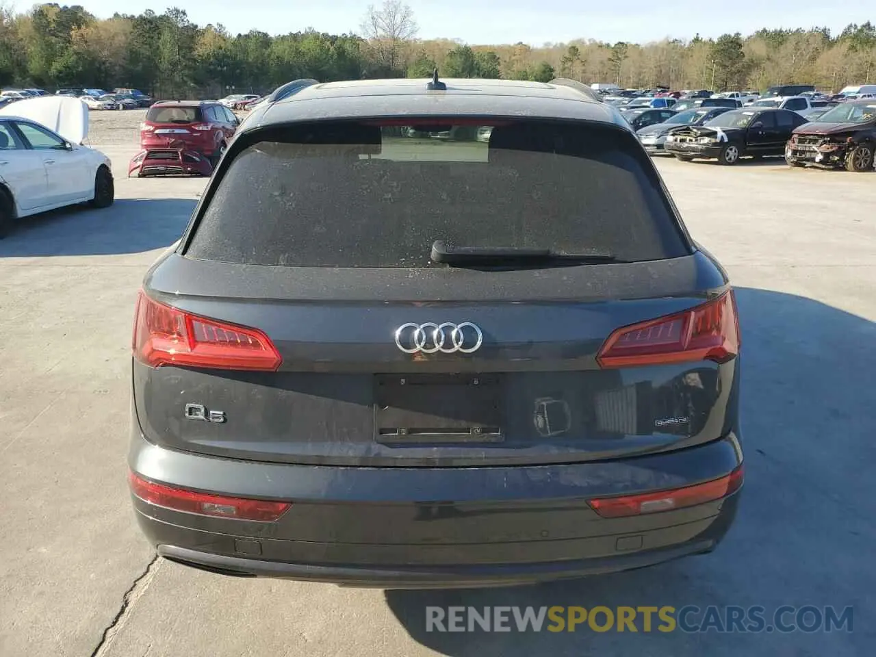 6 Photograph of a damaged car WA1ANAFY6L2112619 AUDI Q5 2020