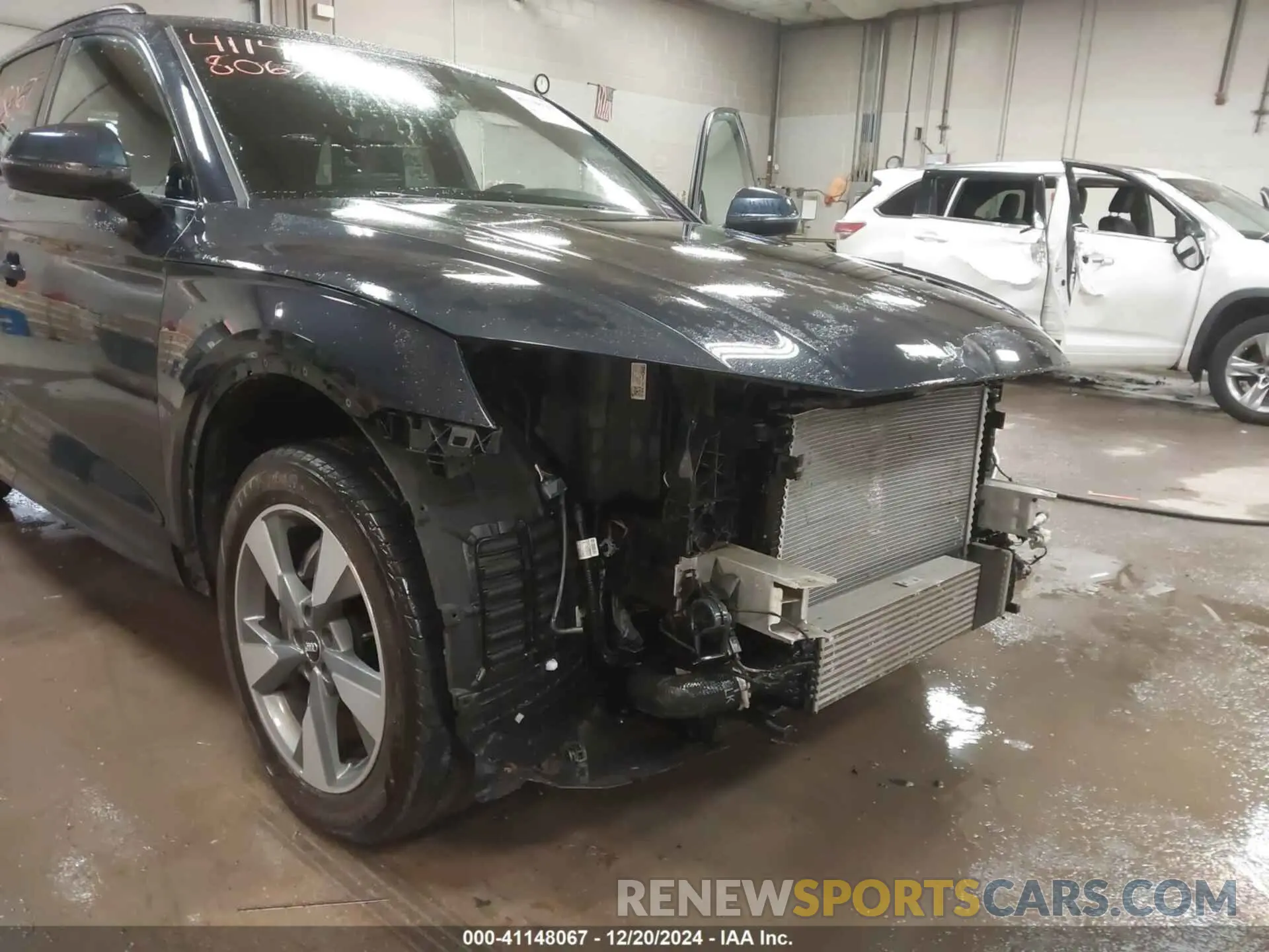 18 Фотография поврежденного автомобиля WA1ANAFY8L2080935 AUDI Q5 2020
