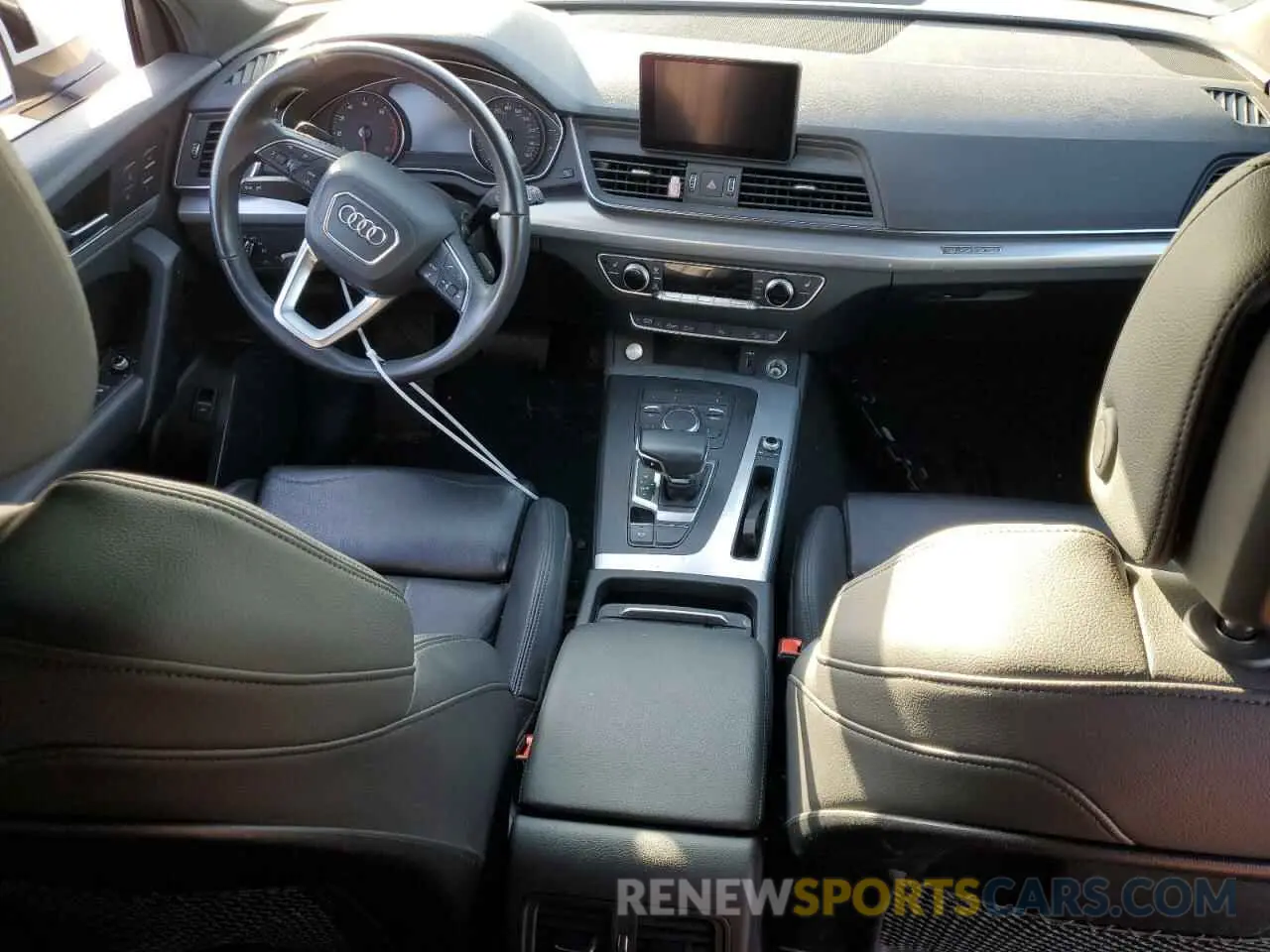 8 Фотография поврежденного автомобиля WA1ANAFY8L2098240 AUDI Q5 2020