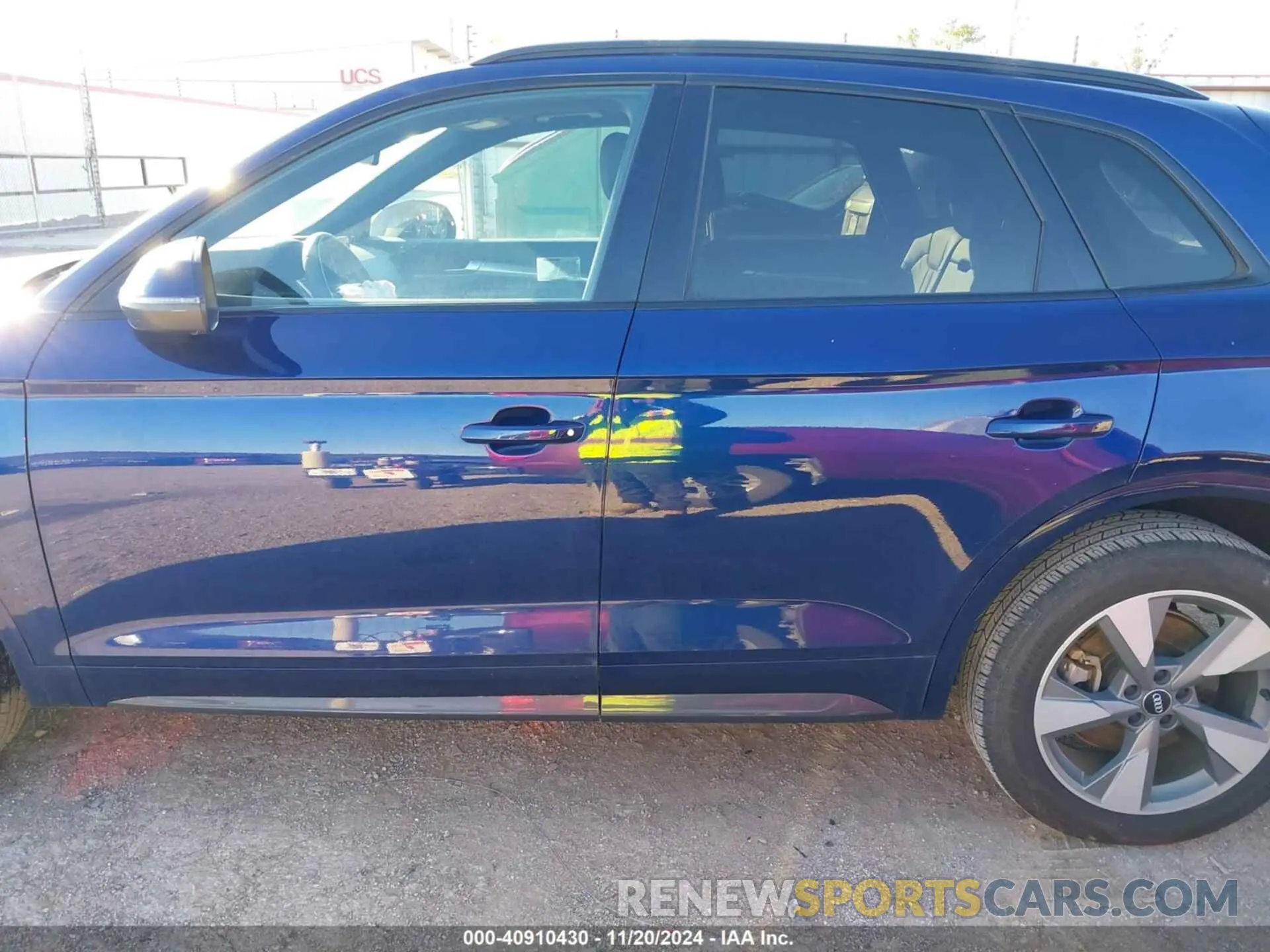 15 Photograph of a damaged car WA1ANAFY8L2114856 AUDI Q5 2020