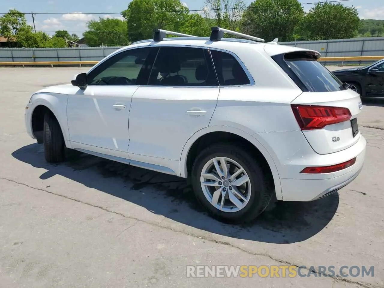 2 Photograph of a damaged car WA1ANAFY9L2034921 AUDI Q5 2020