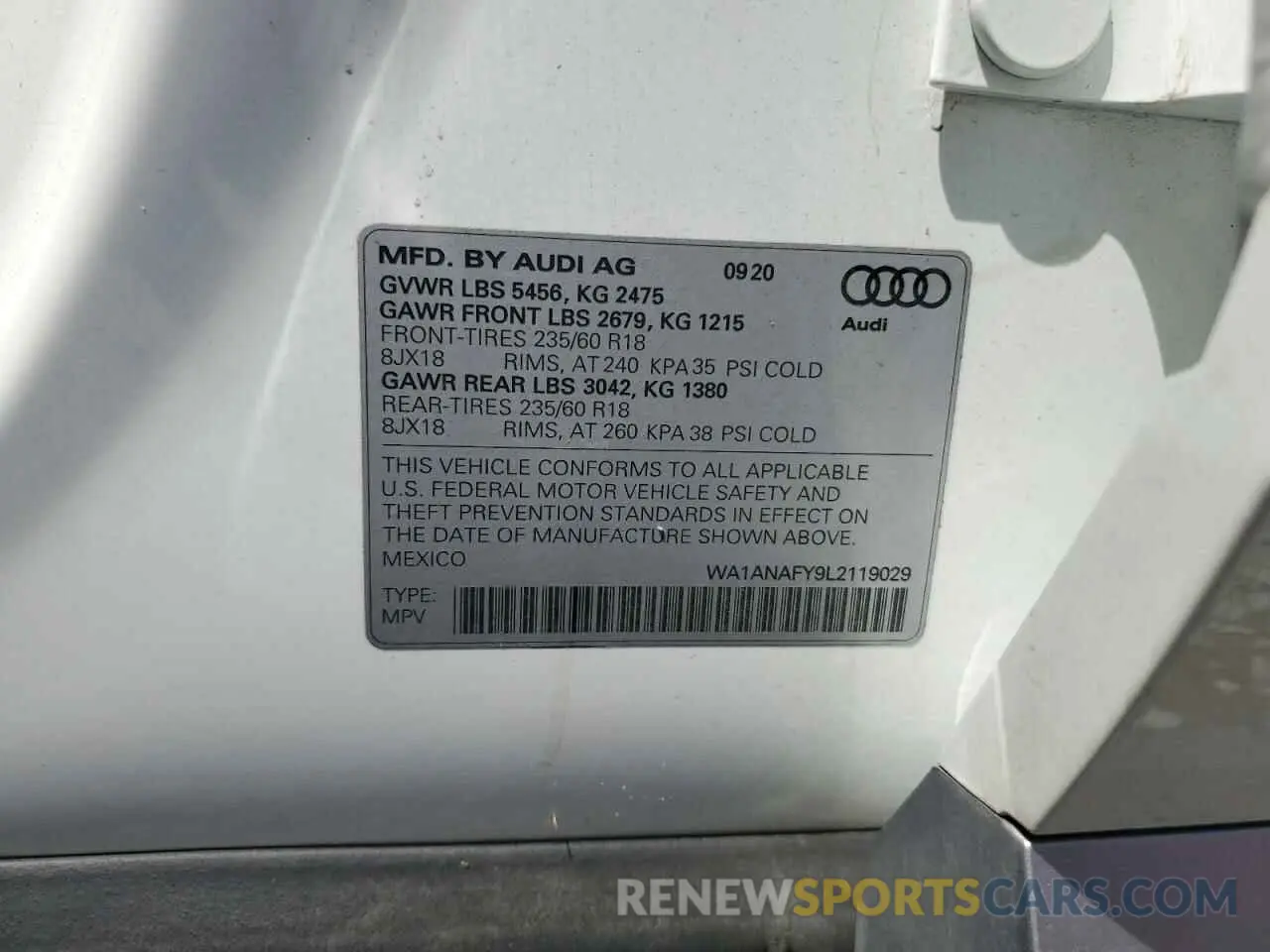 14 Photograph of a damaged car WA1ANAFY9L2119029 AUDI Q5 2020