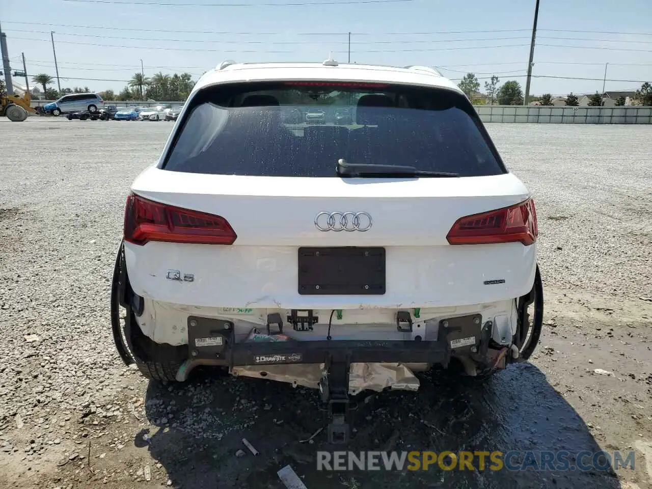 6 Photograph of a damaged car WA1ANAFY9L2119029 AUDI Q5 2020