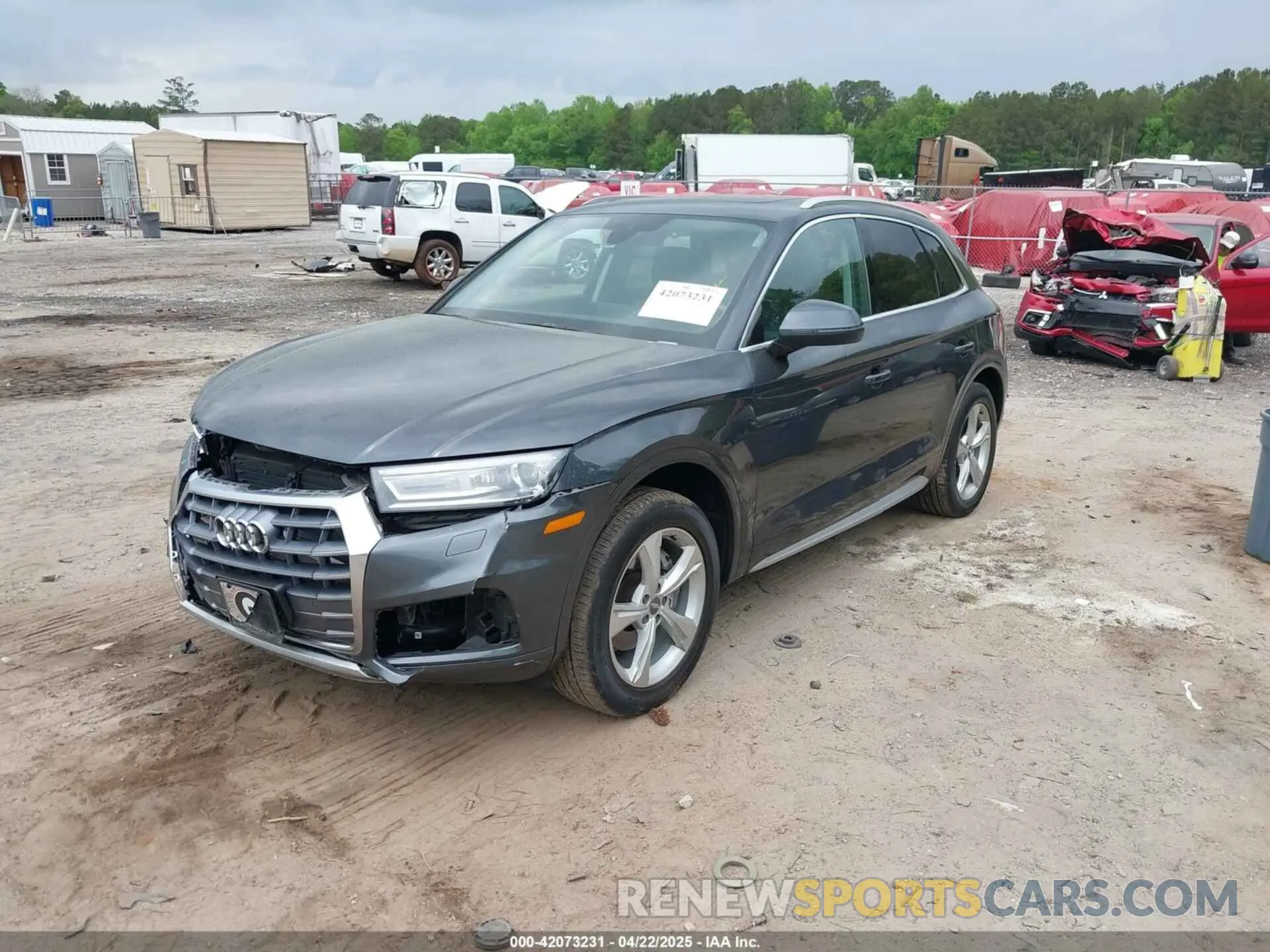 2 Photograph of a damaged car WA1ANAFYXL2084324 AUDI Q5 2020