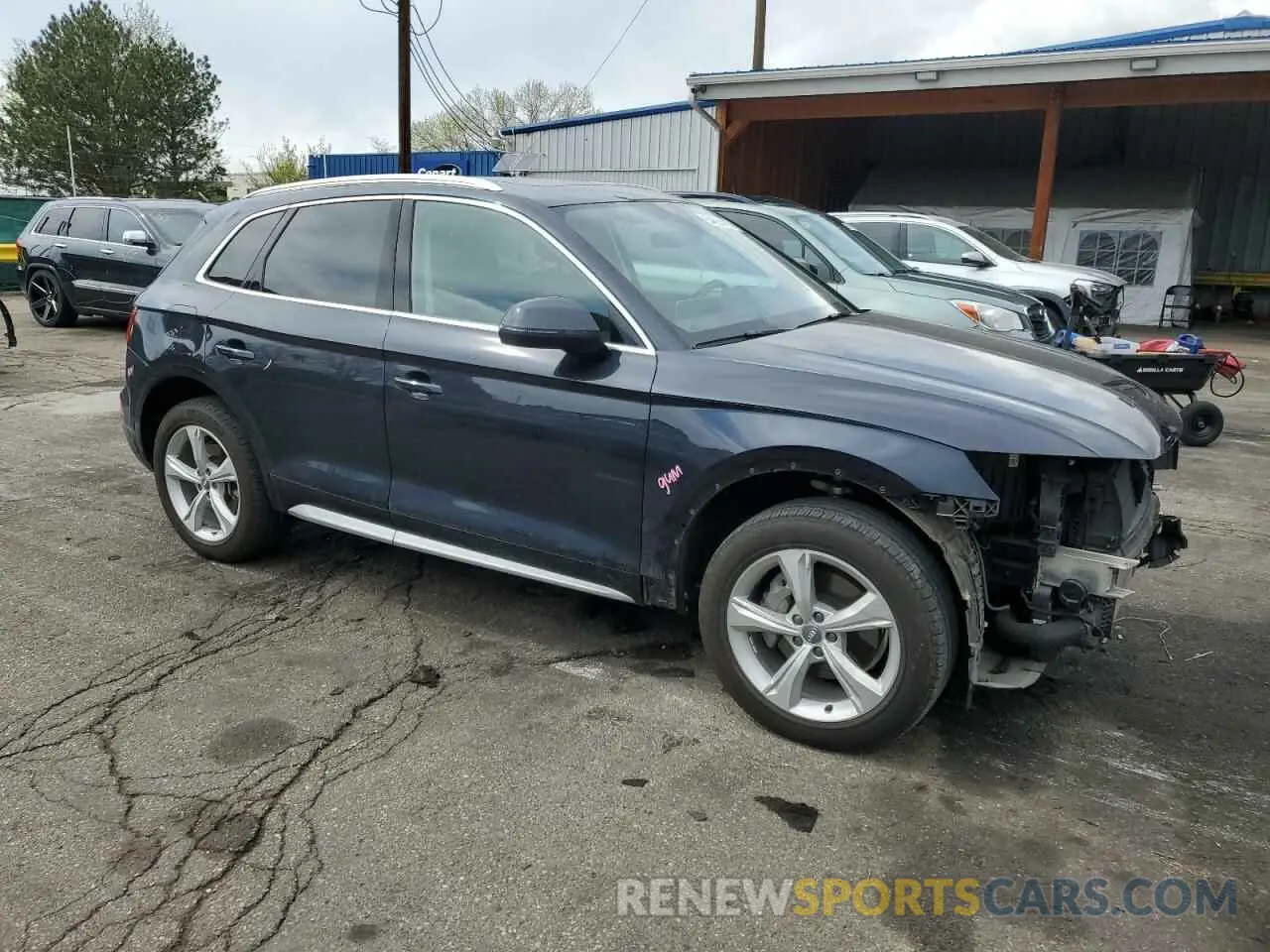 4 Photograph of a damaged car WA1BNAFY0L2044306 AUDI Q5 2020