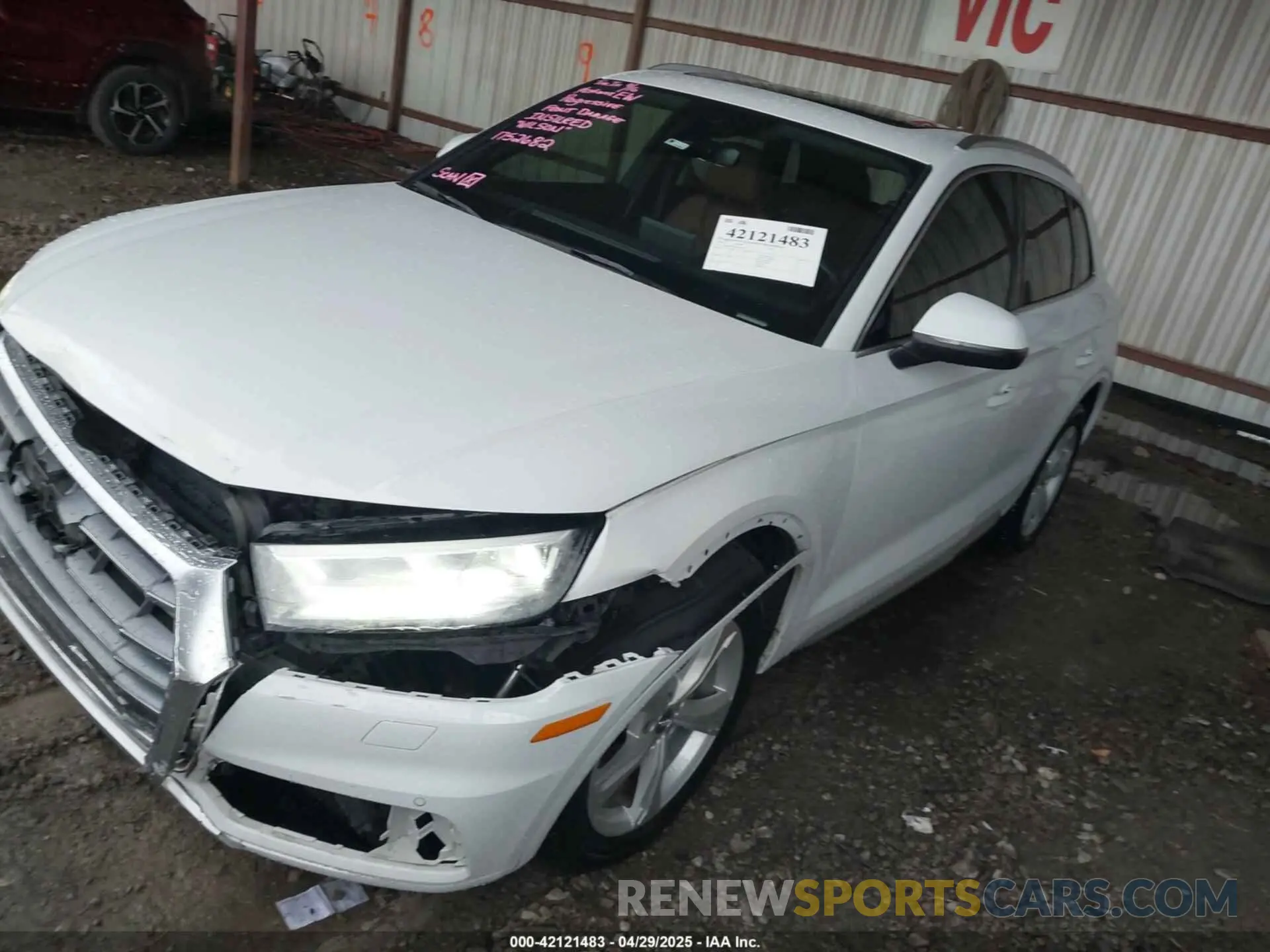 2 Фотография поврежденного автомобиля WA1BNAFY0L2105010 AUDI Q5 2020