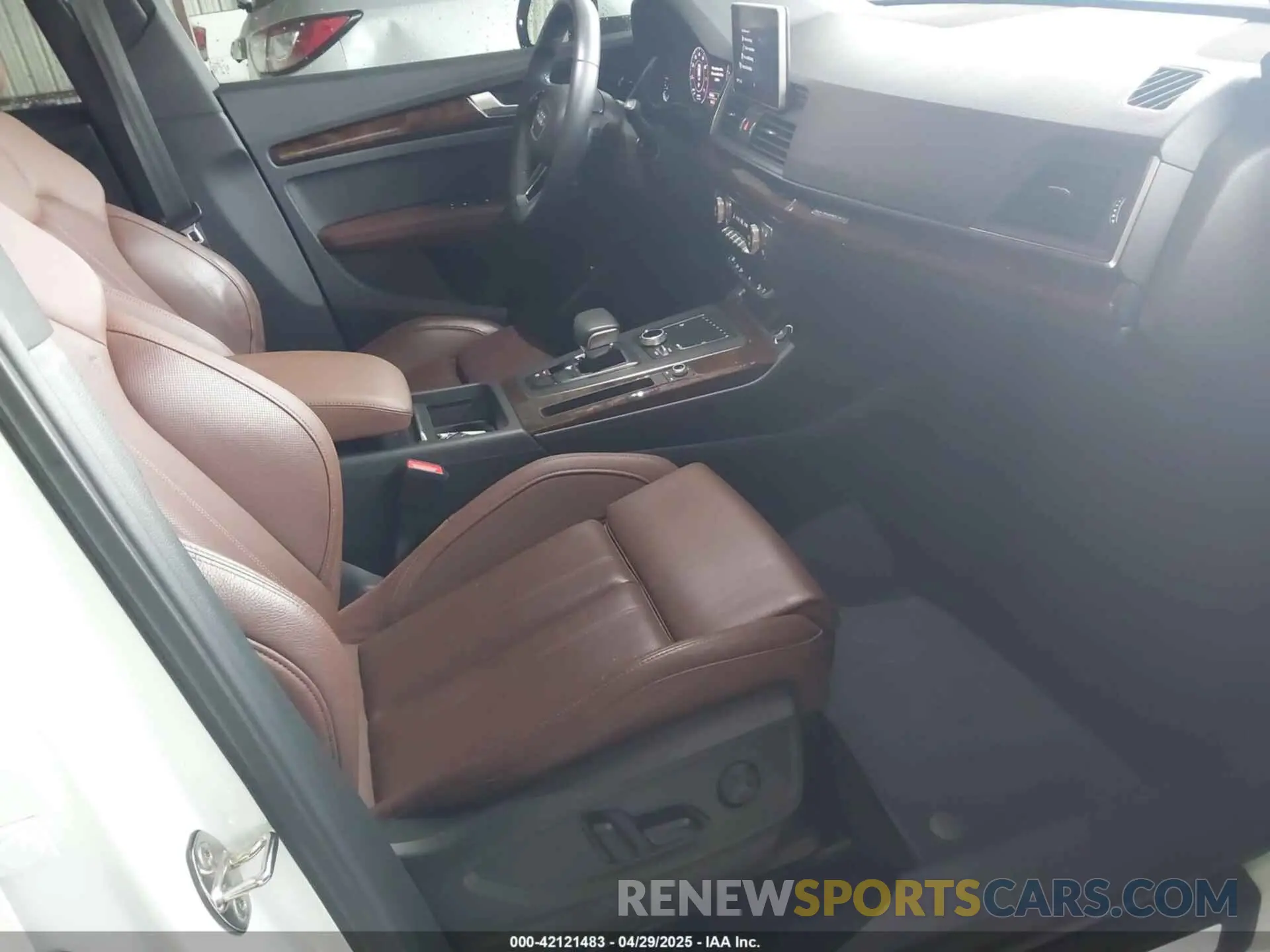 5 Фотография поврежденного автомобиля WA1BNAFY0L2105010 AUDI Q5 2020