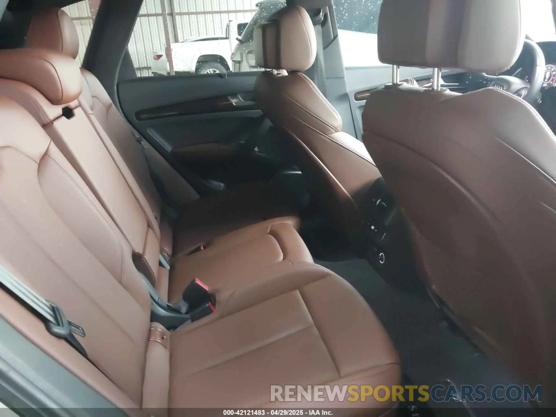 8 Фотография поврежденного автомобиля WA1BNAFY0L2105010 AUDI Q5 2020