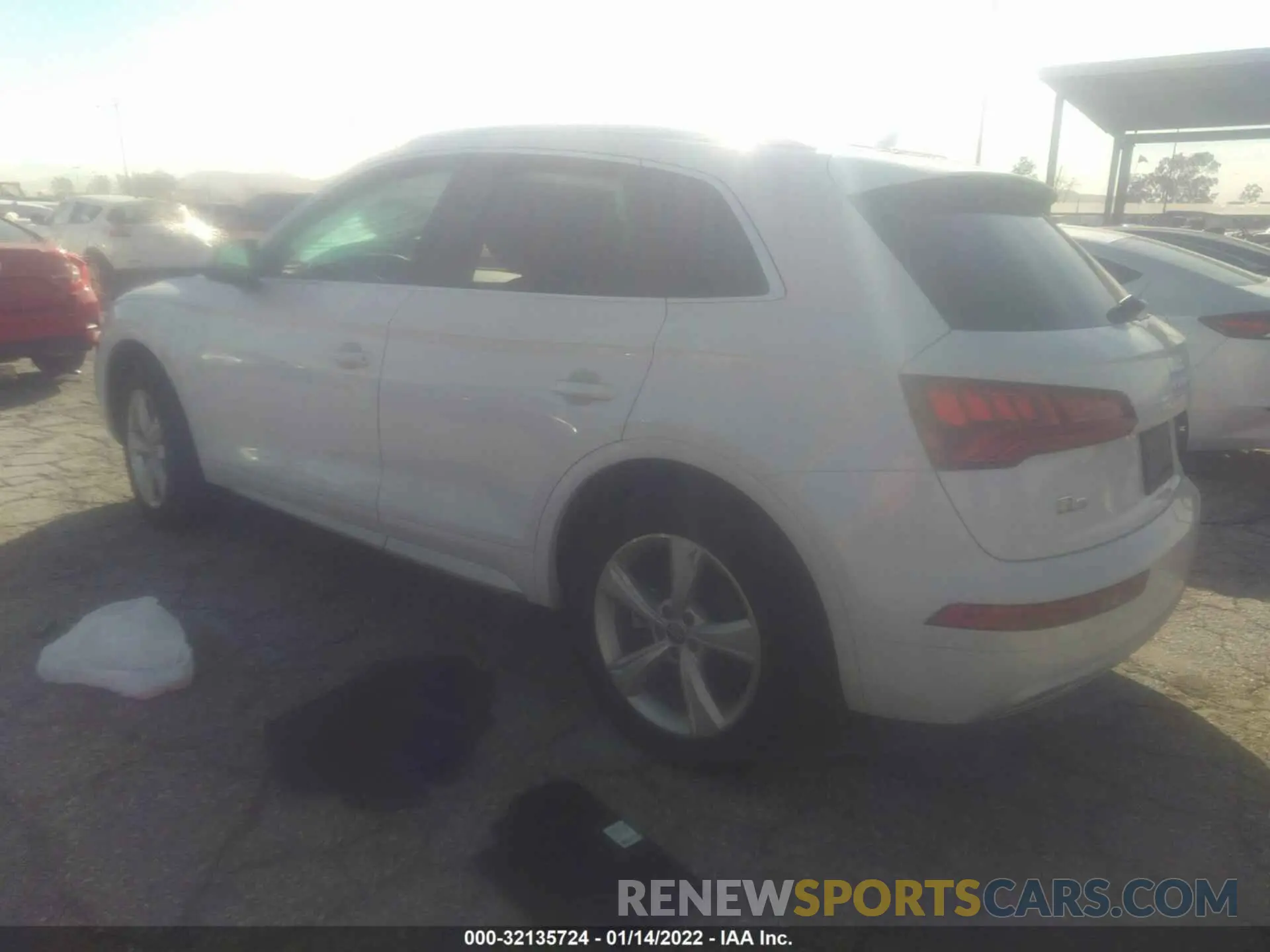 3 Photograph of a damaged car WA1BNAFY1L2012996 AUDI Q5 2020
