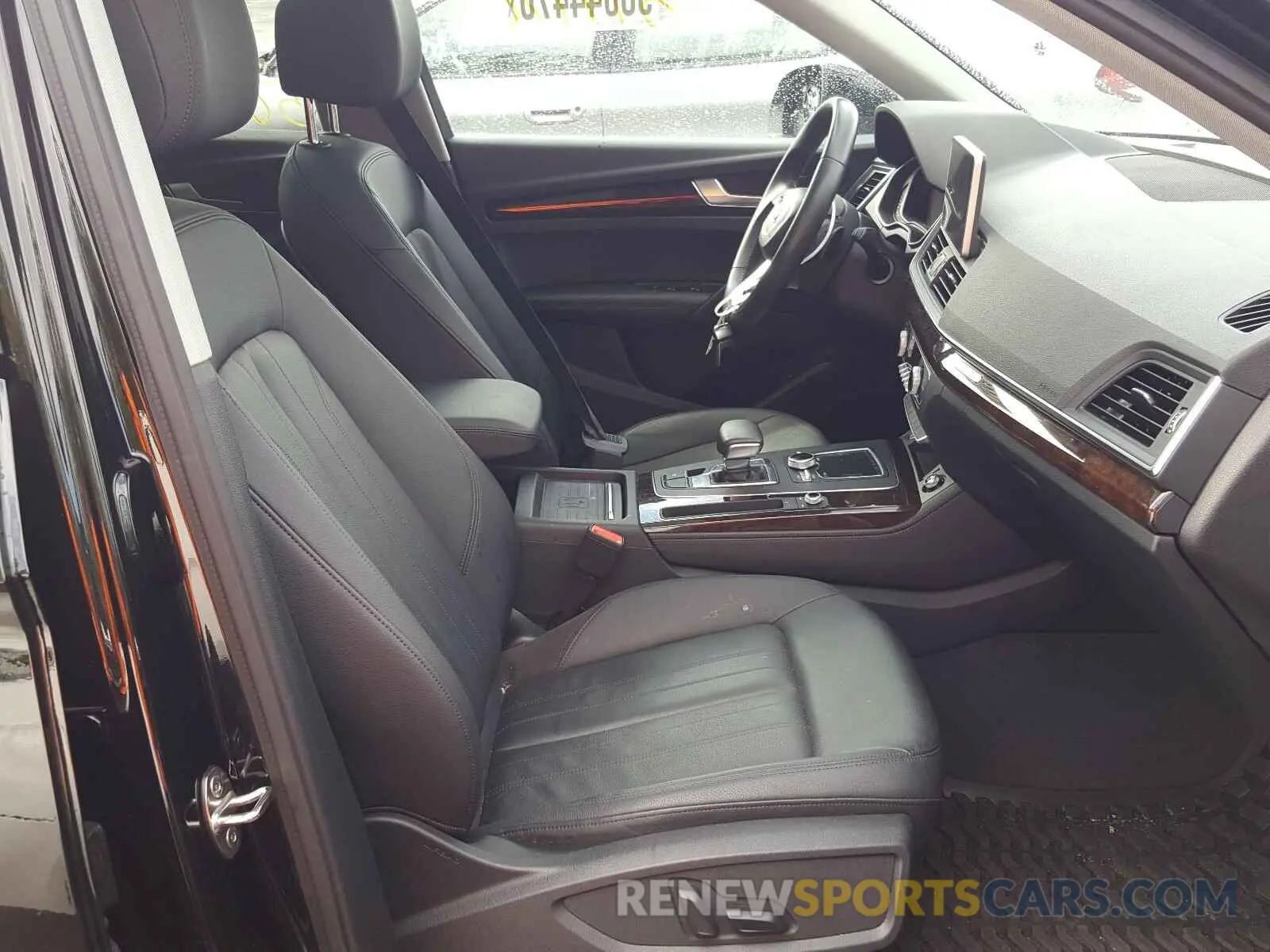 5 Photograph of a damaged car WA1BNAFY2L2018502 AUDI Q5 2020