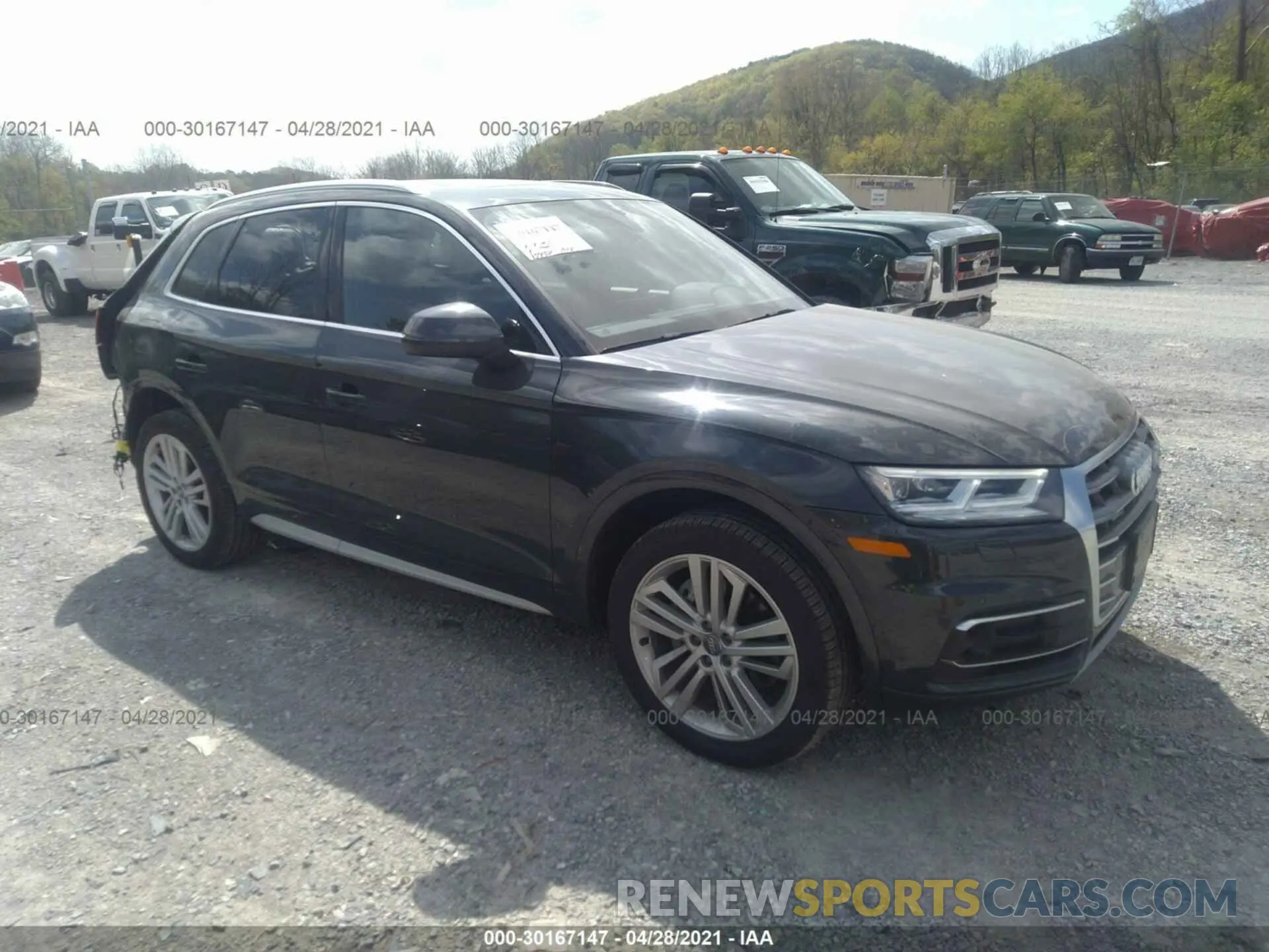 1 Photograph of a damaged car WA1BNAFY2L2037308 AUDI Q5 2020