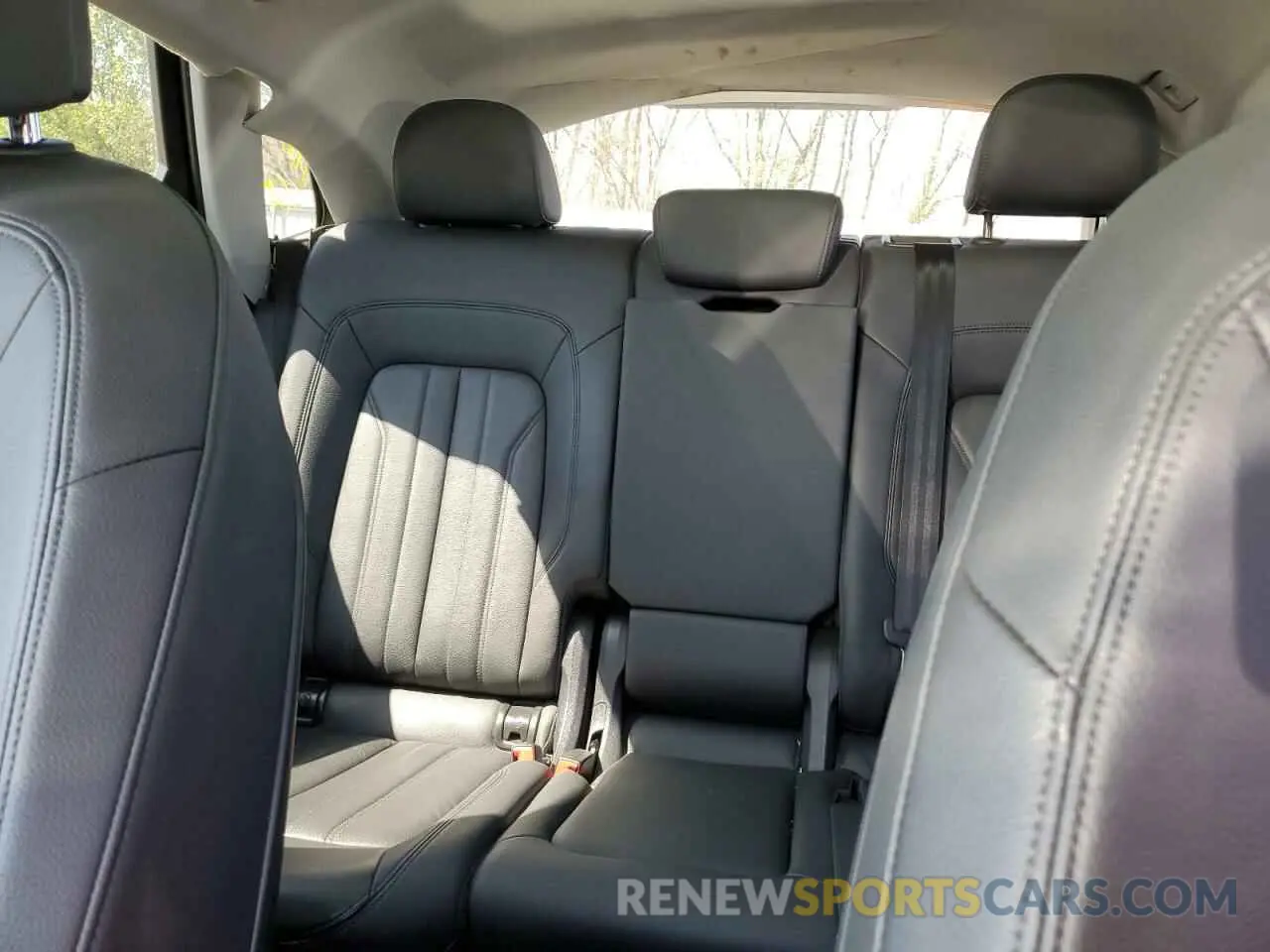 10 Фотография поврежденного автомобиля WA1BNAFY2L2068669 AUDI Q5 2020