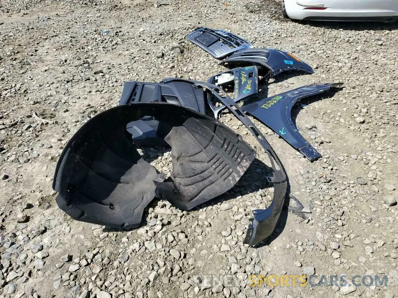 13 Фотография поврежденного автомобиля WA1BNAFY2L2068669 AUDI Q5 2020