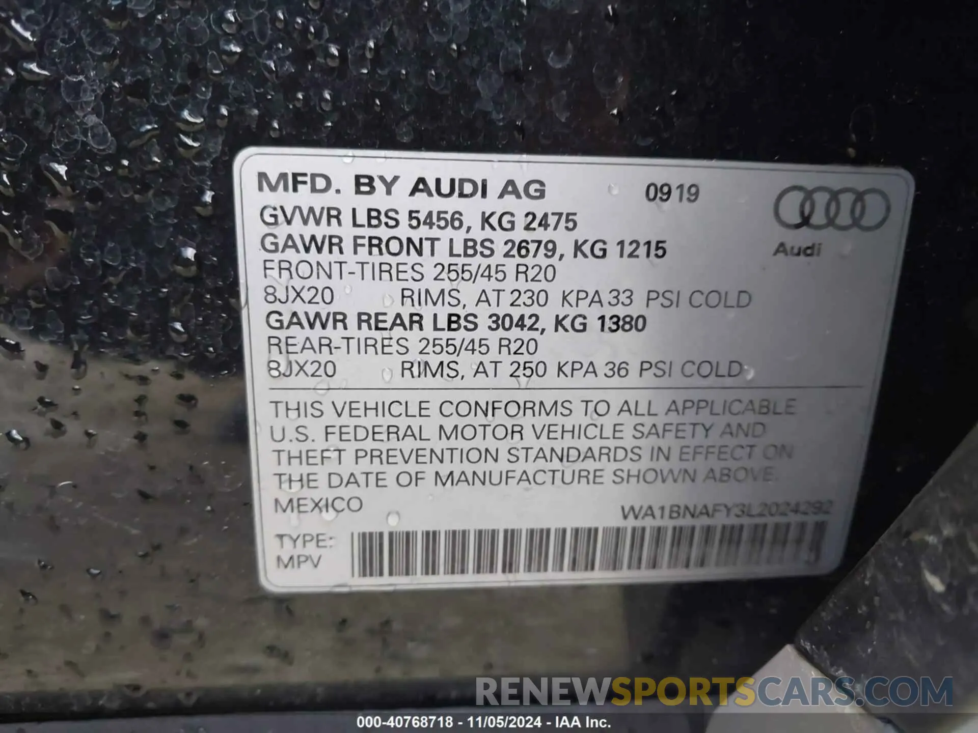 9 Photograph of a damaged car WA1BNAFY3L2024292 AUDI Q5 2020
