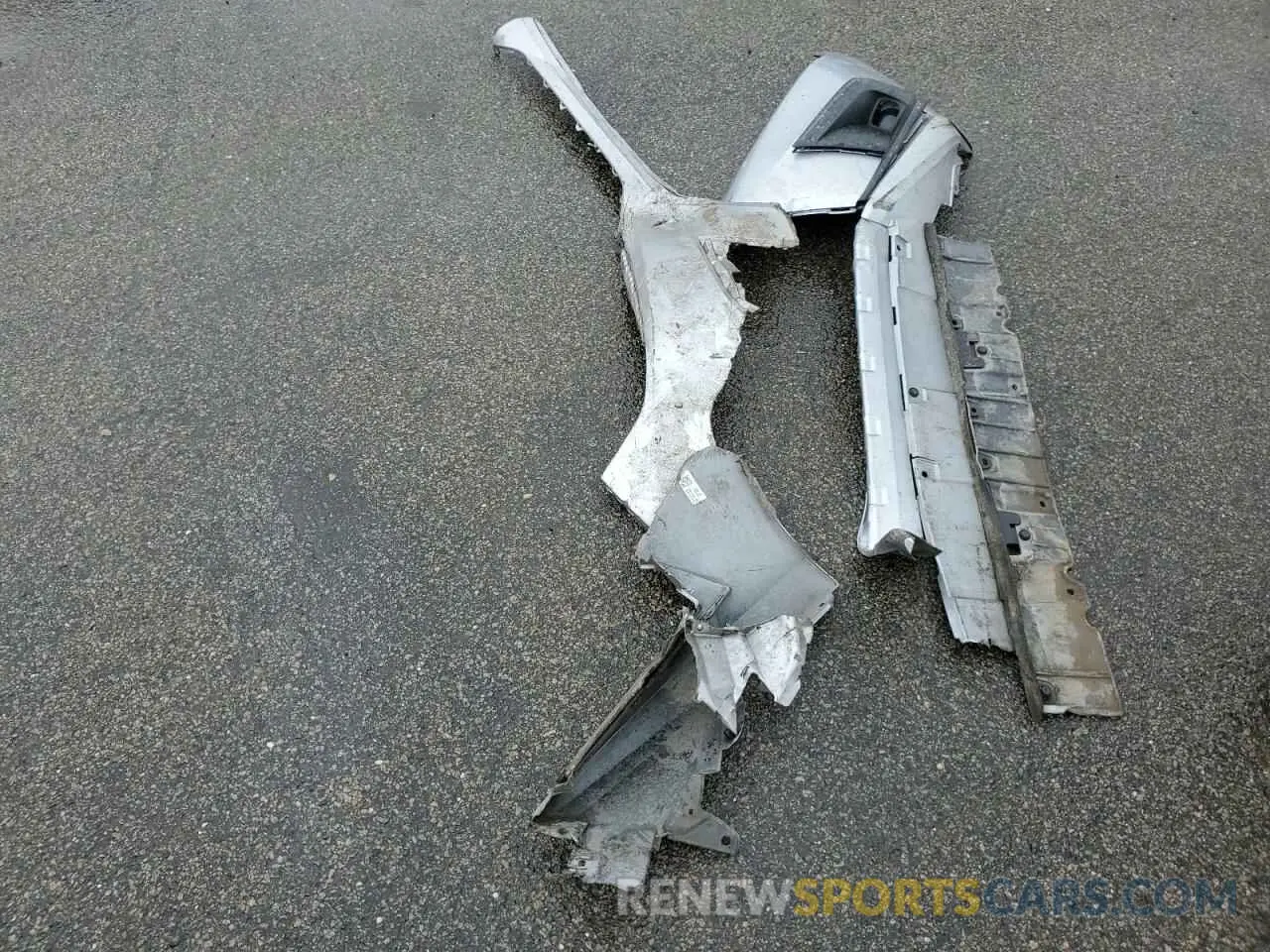 13 Photograph of a damaged car WA1BNAFY4L2058161 AUDI Q5 2020