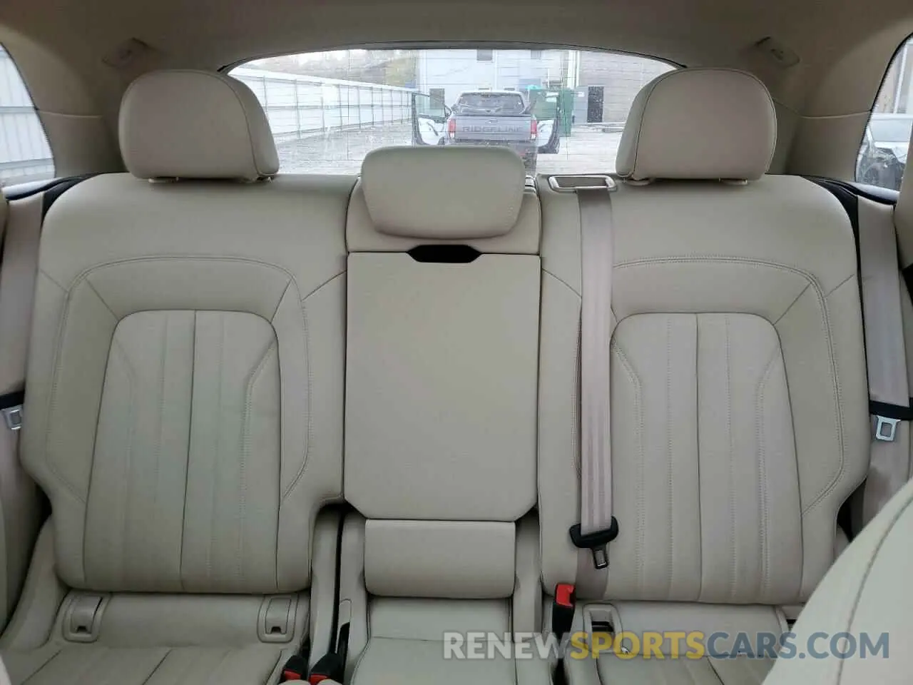 10 Фотография поврежденного автомобиля WA1BNAFY6L2098242 AUDI Q5 2020