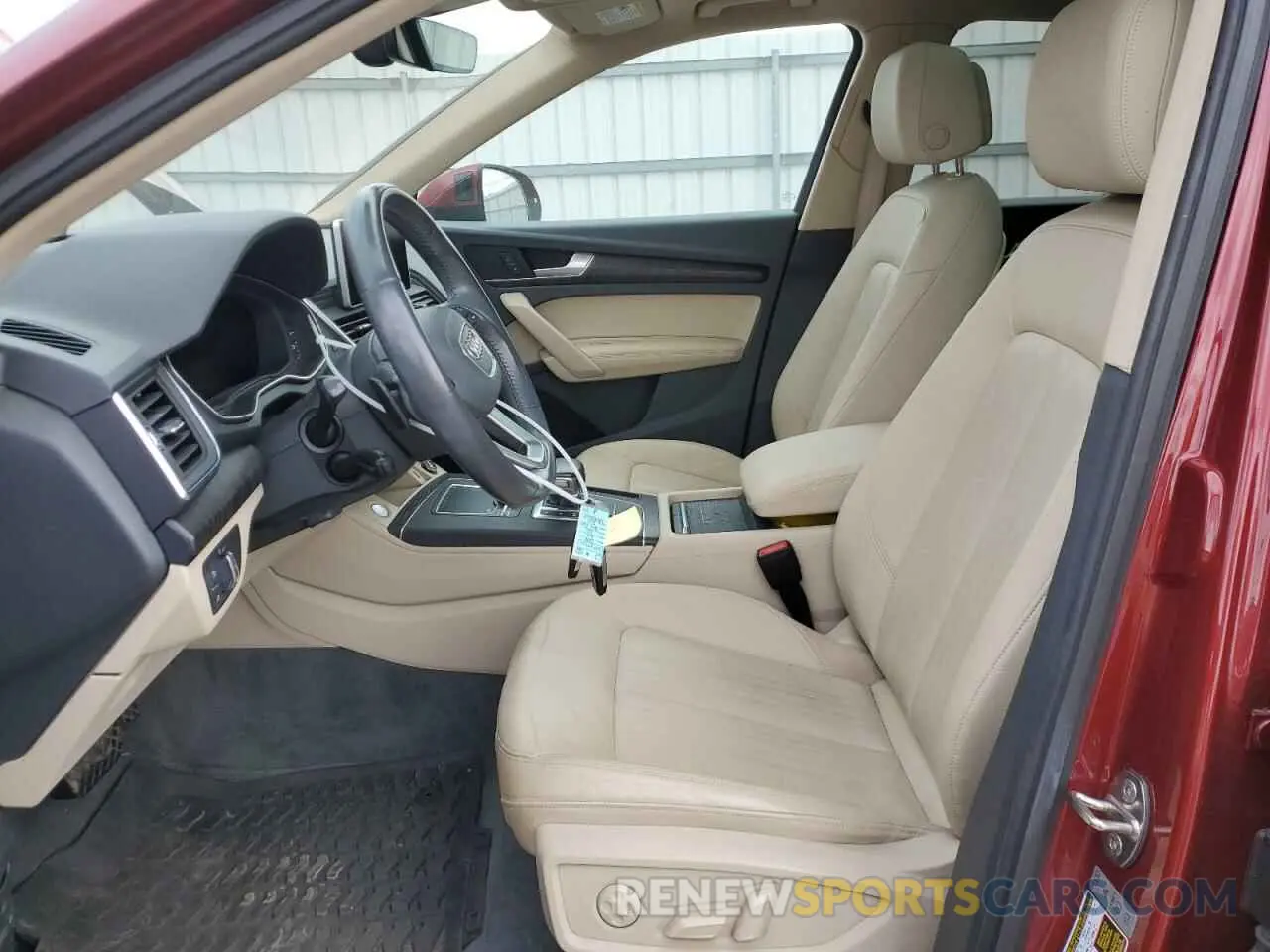 7 Фотография поврежденного автомобиля WA1BNAFY6L2098242 AUDI Q5 2020