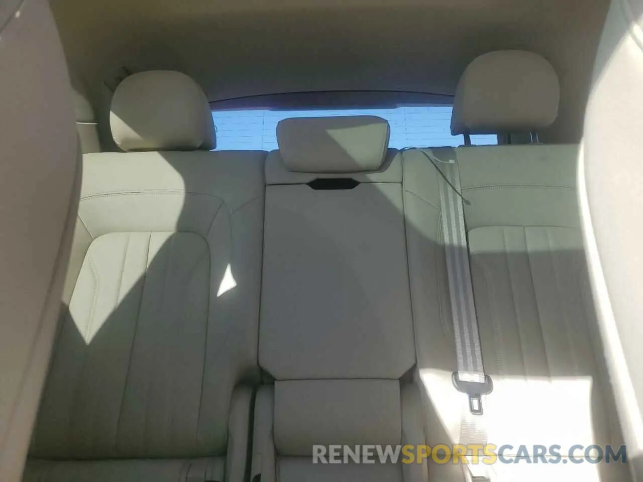 10 Photograph of a damaged car WA1BNAFY7L2063645 AUDI Q5 2020