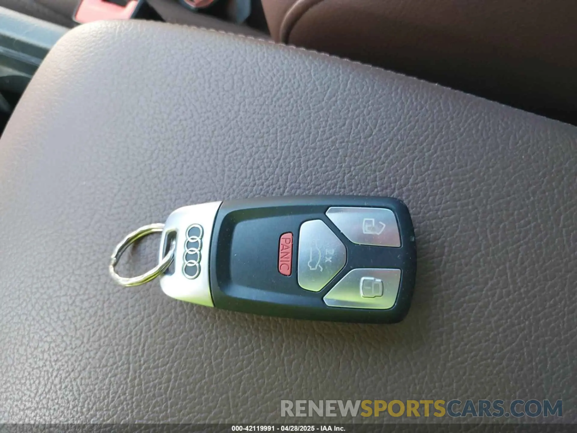 11 Фотография поврежденного автомобиля WA1BNAFY7L2071874 AUDI Q5 2020