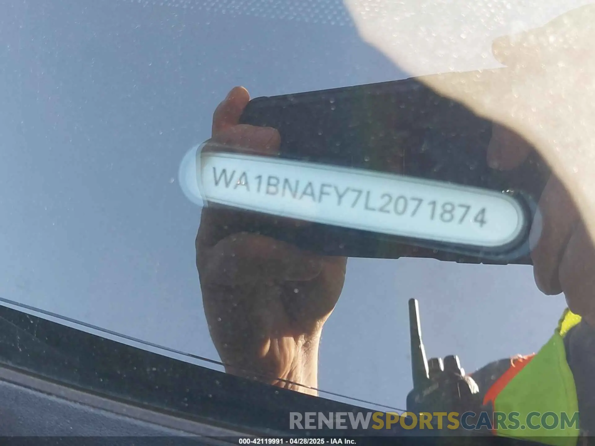9 Фотография поврежденного автомобиля WA1BNAFY7L2071874 AUDI Q5 2020