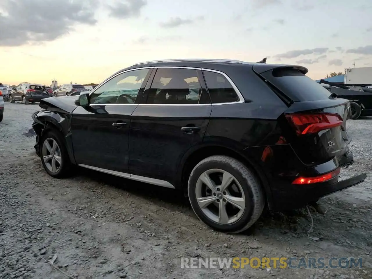 2 Фотография поврежденного автомобиля WA1BNAFY8L2000683 AUDI Q5 2020