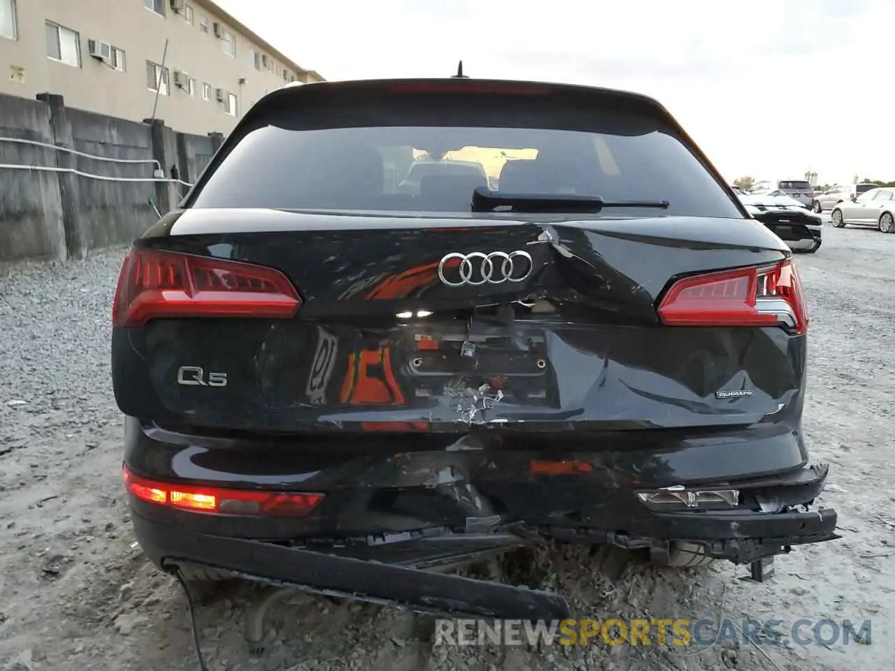 6 Фотография поврежденного автомобиля WA1BNAFY8L2000683 AUDI Q5 2020