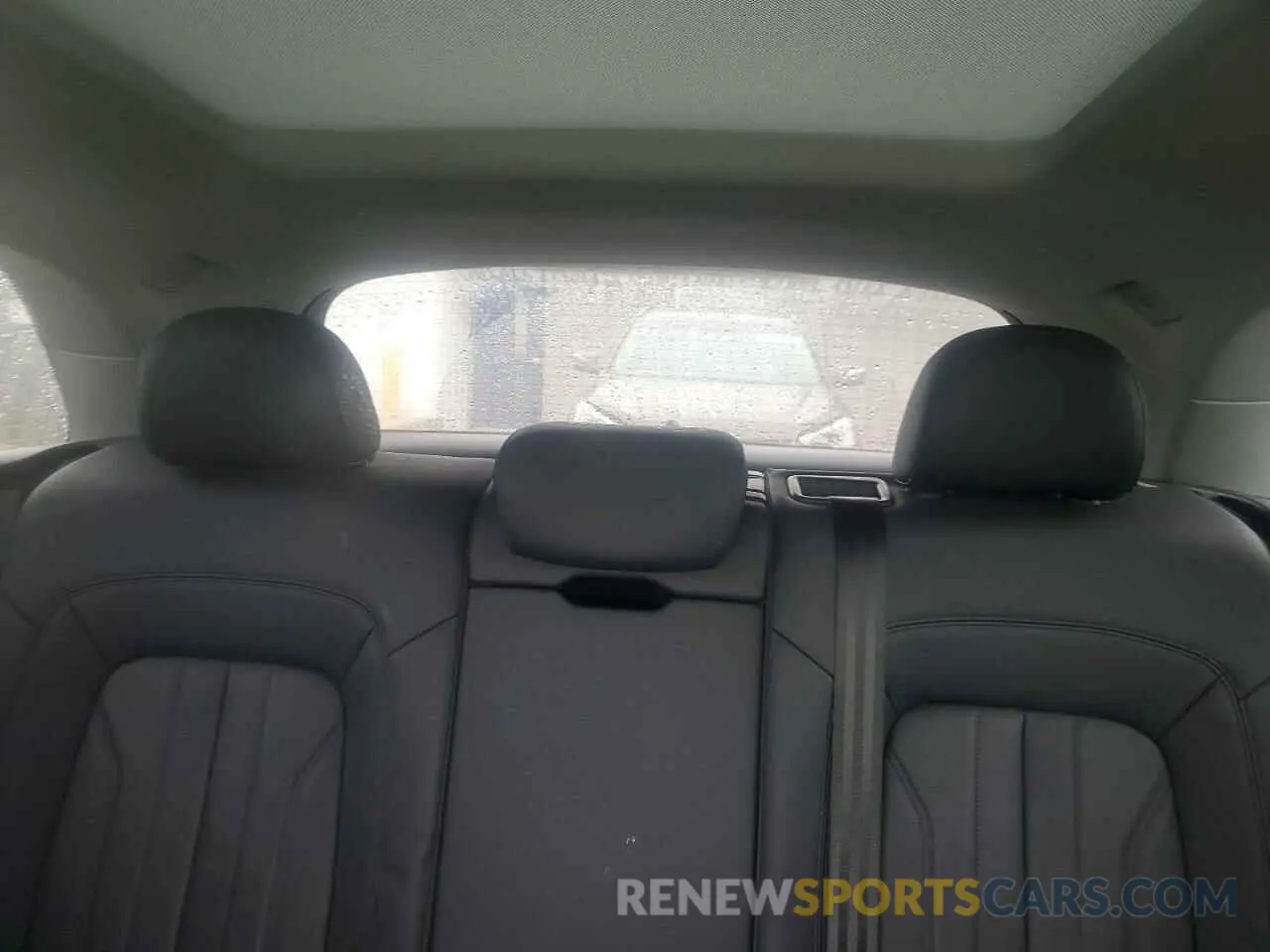 10 Photograph of a damaged car WA1BNAFY9L2102249 AUDI Q5 2020