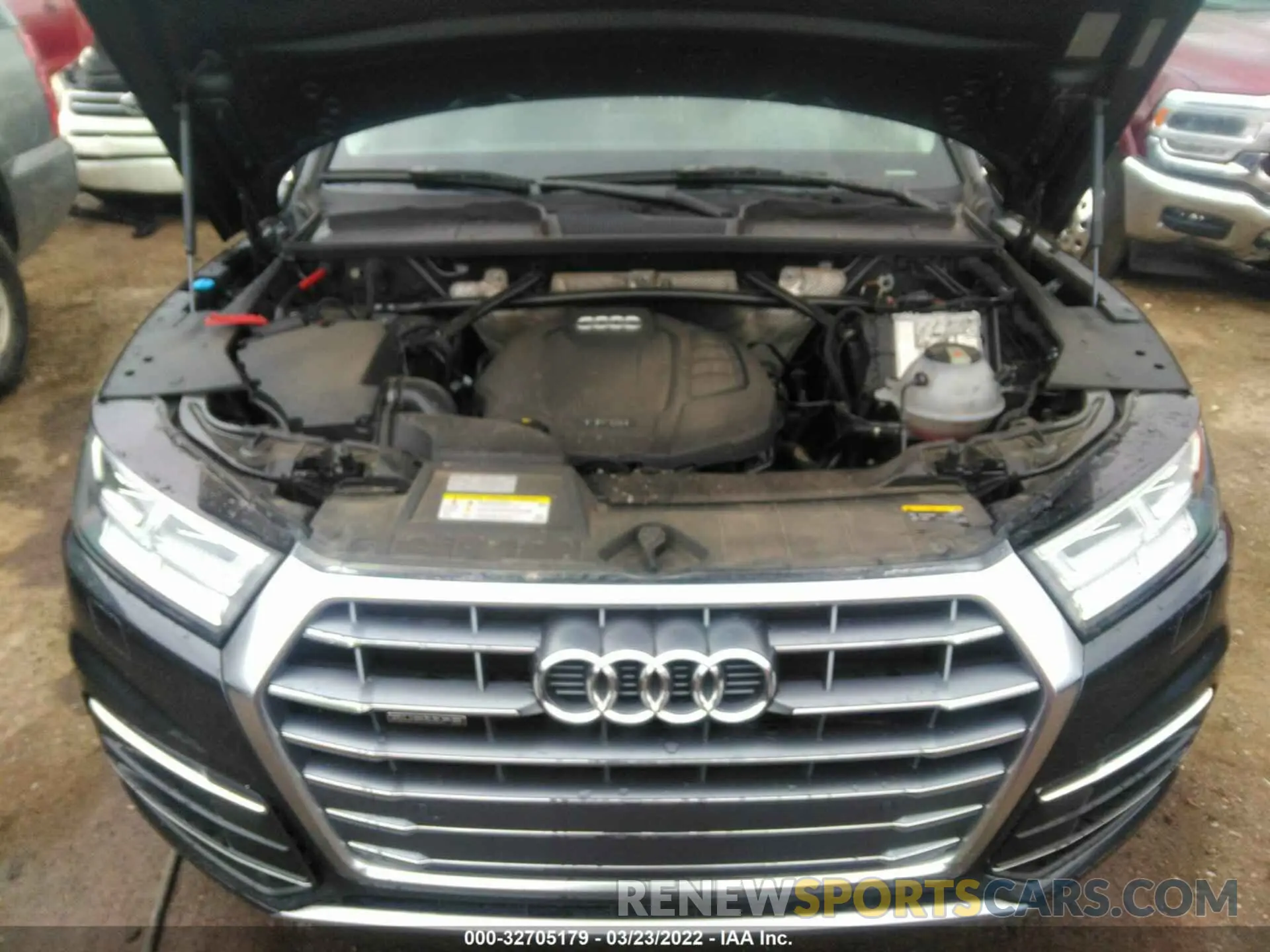 10 Photograph of a damaged car WA1BNAFYXL2005853 AUDI Q5 2020