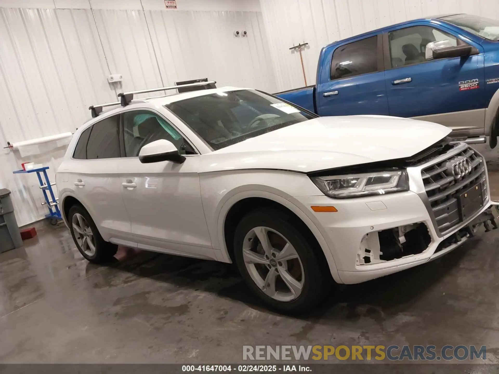 13 Фотография поврежденного автомобиля WA1BNAFYXL2055300 AUDI Q5 2020
