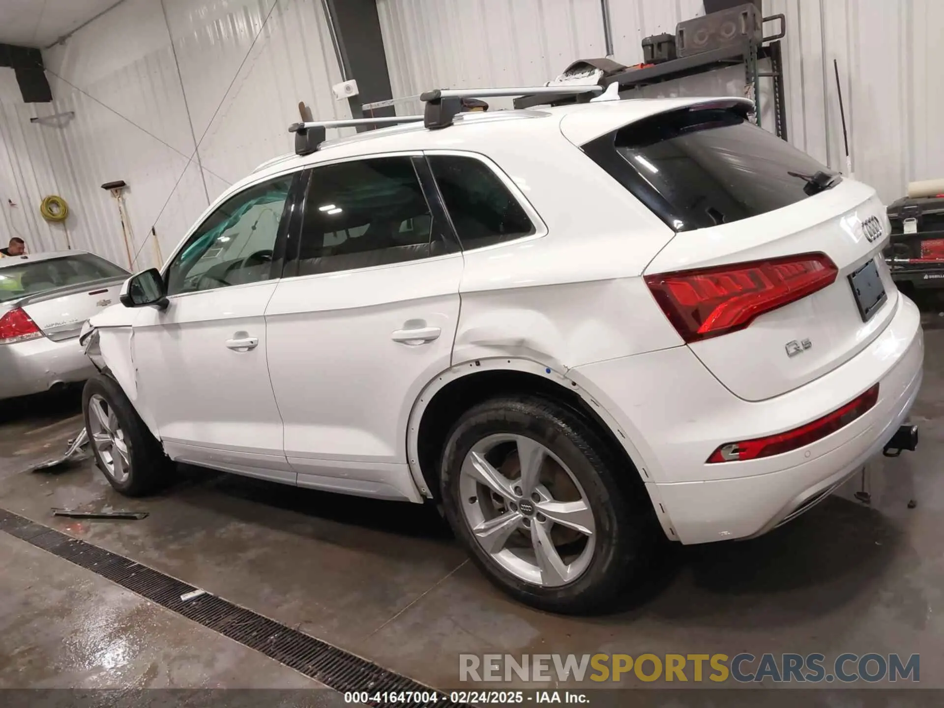 14 Фотография поврежденного автомобиля WA1BNAFYXL2055300 AUDI Q5 2020
