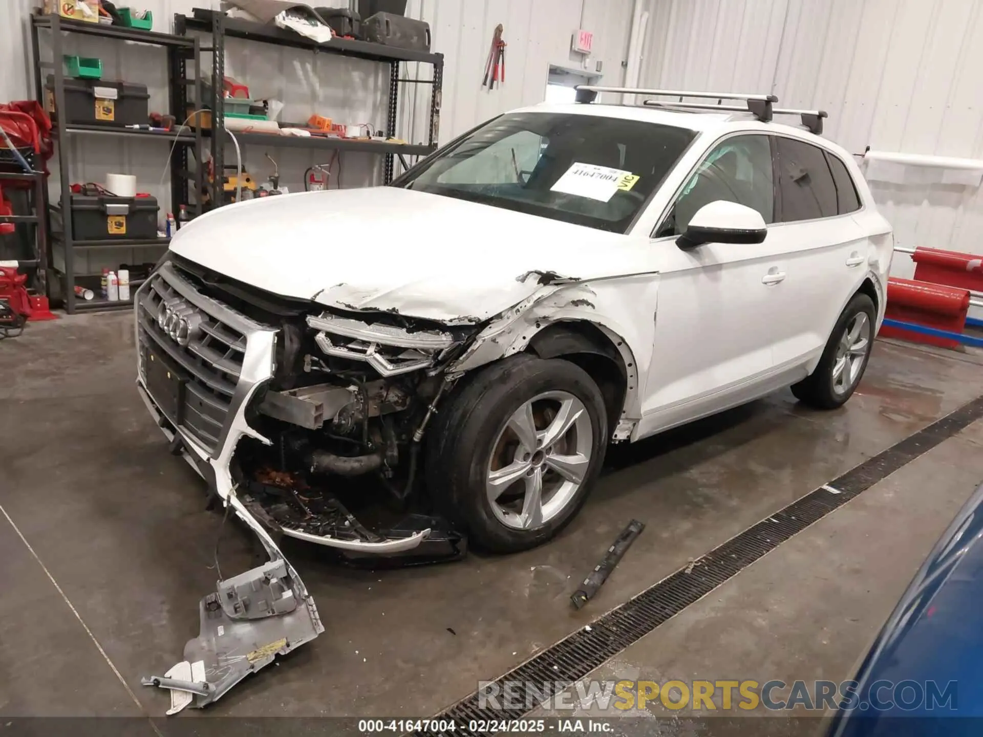 2 Фотография поврежденного автомобиля WA1BNAFYXL2055300 AUDI Q5 2020