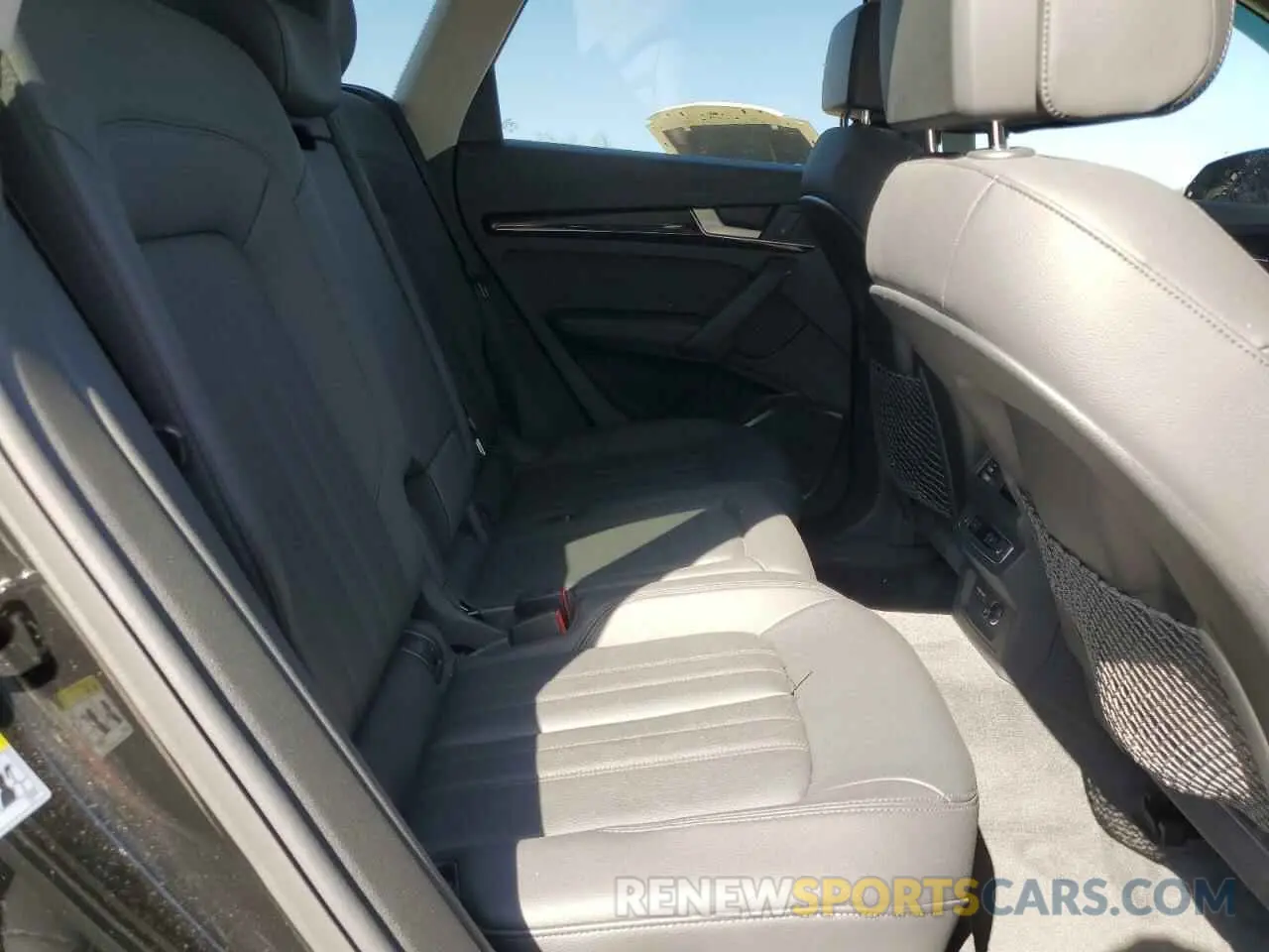 11 Фотография поврежденного автомобиля WA1BNAFYXL2058083 AUDI Q5 2020