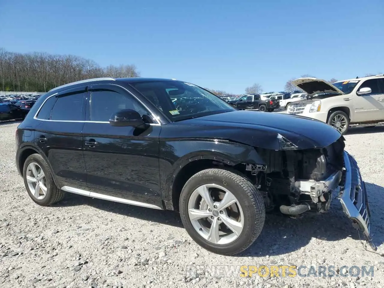 4 Фотография поврежденного автомобиля WA1BNAFYXL2058083 AUDI Q5 2020