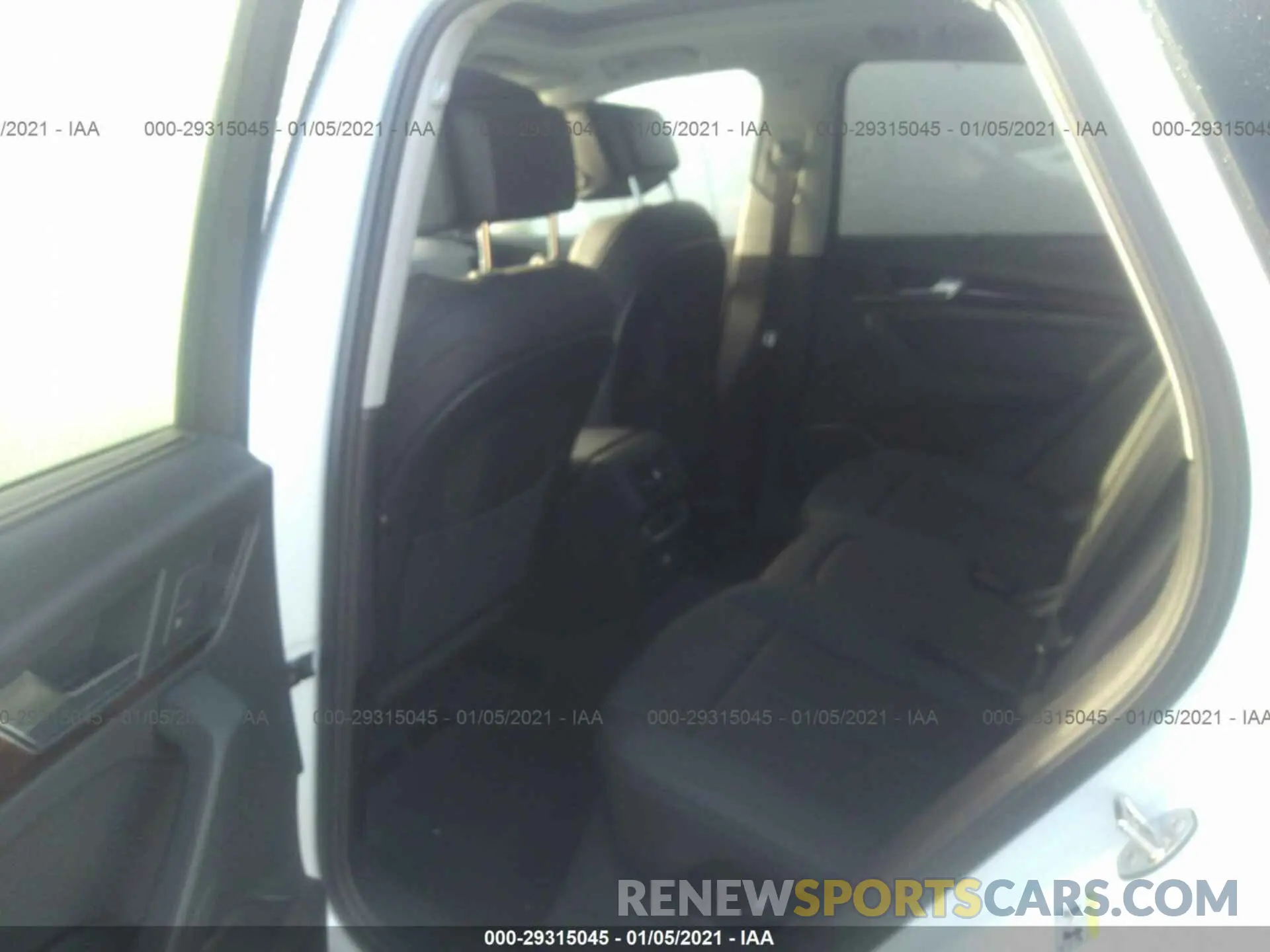 8 Photograph of a damaged car WA1CNAFY2L2045669 AUDI Q5 2020