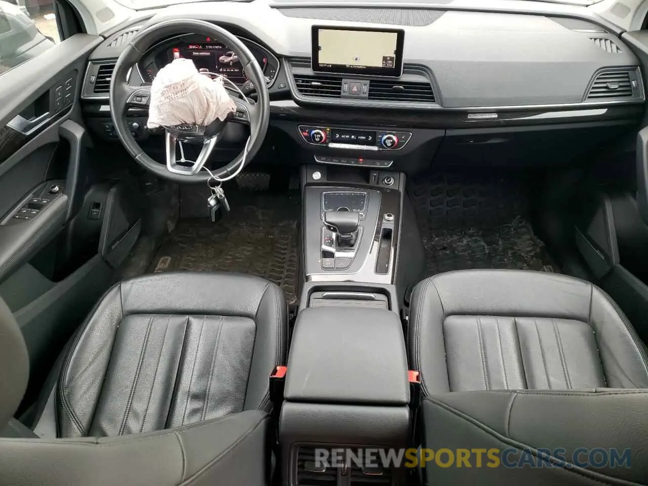 8 Photograph of a damaged car WA1CNAFY5L2001035 AUDI Q5 2020
