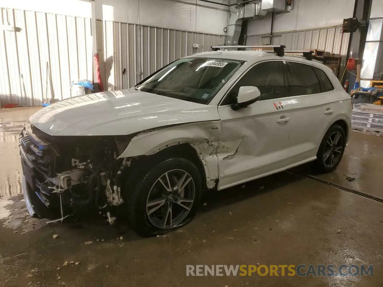 1 Фотография поврежденного автомобиля WA1E2AFY2L2080987 AUDI Q5 2020
