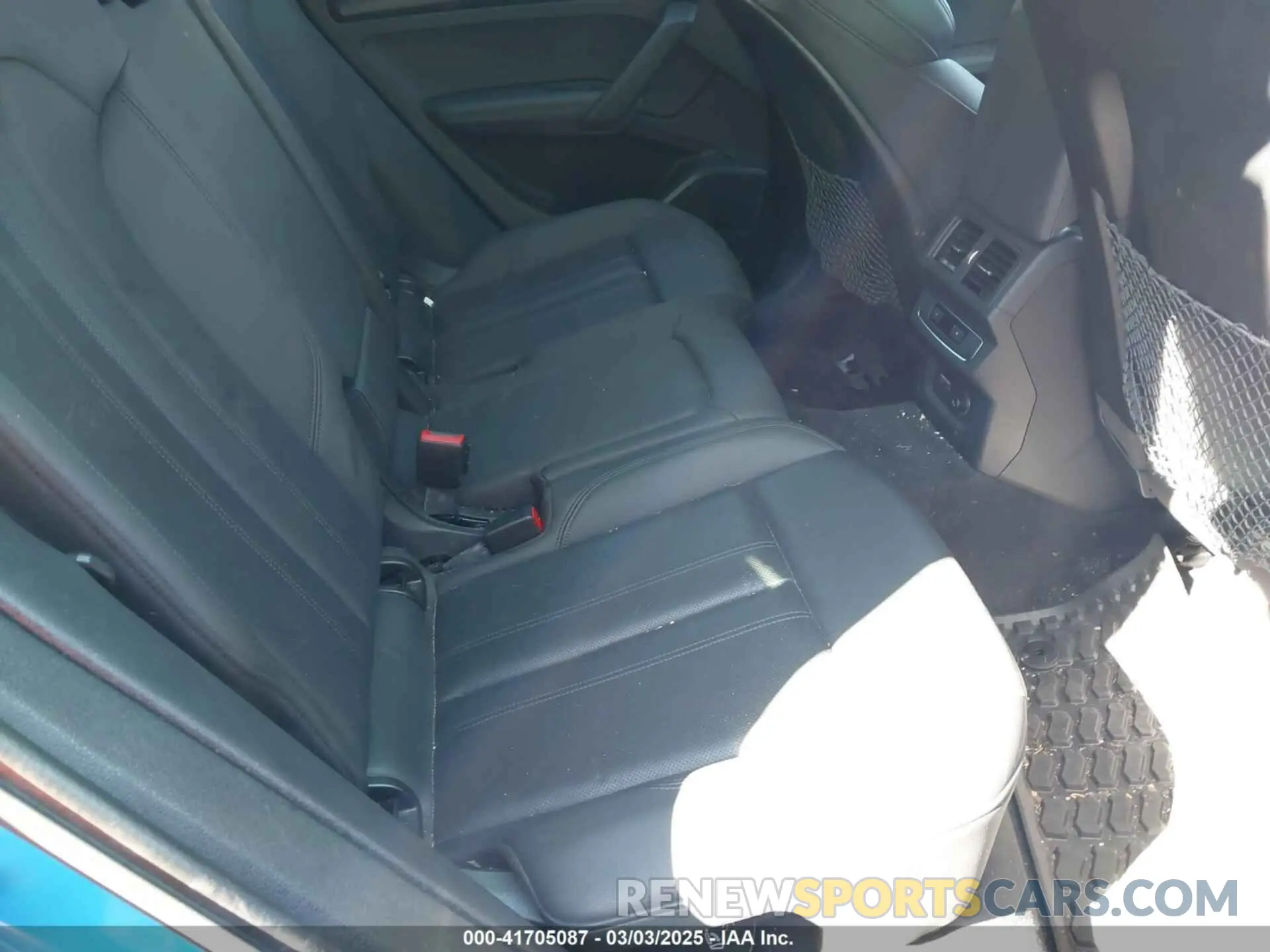 8 Photograph of a damaged car WA1E2AFY6L2066879 AUDI Q5 2020