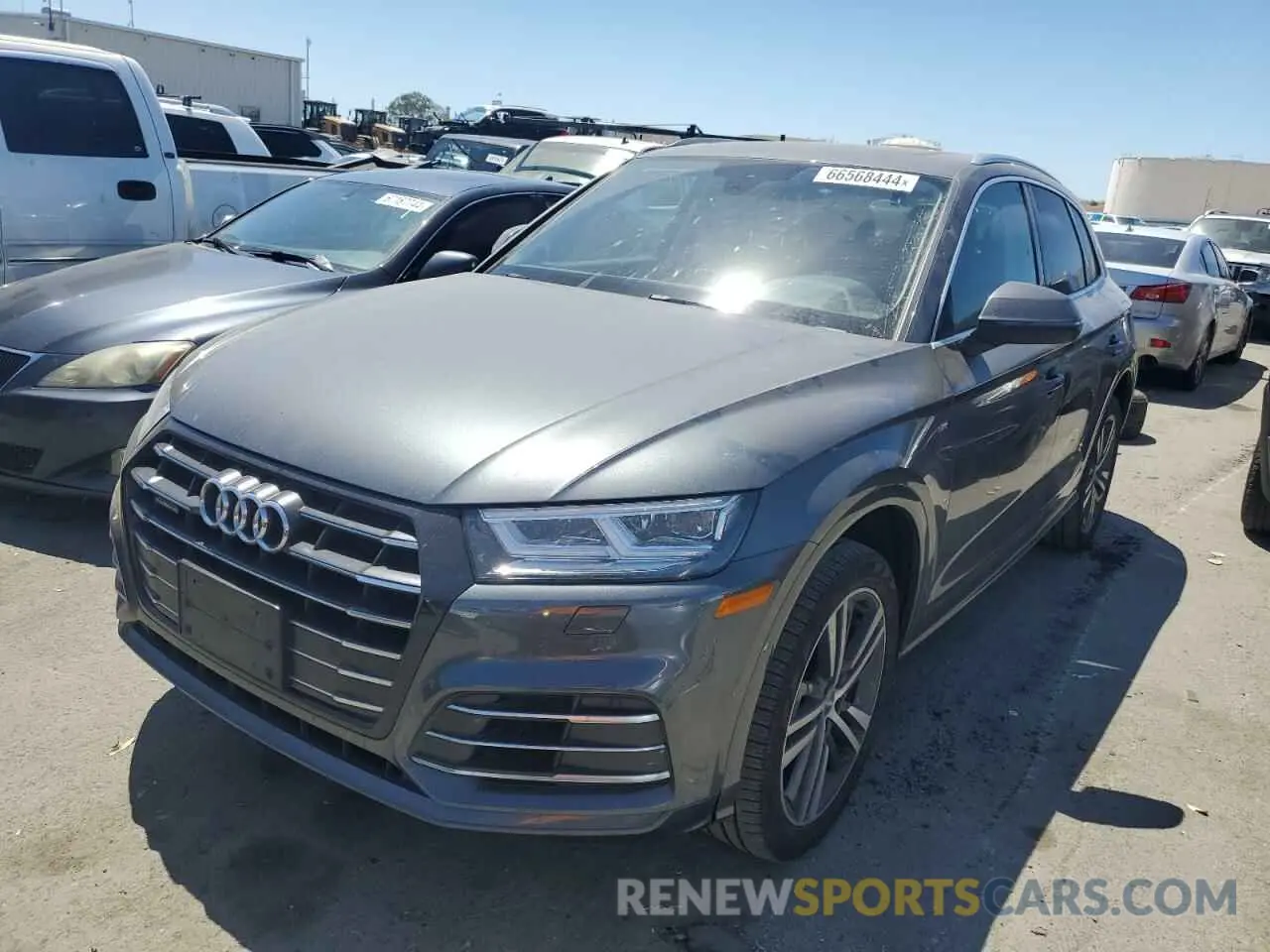 1 Photograph of a damaged car WA1E2AFY6L2068292 AUDI Q5 2020