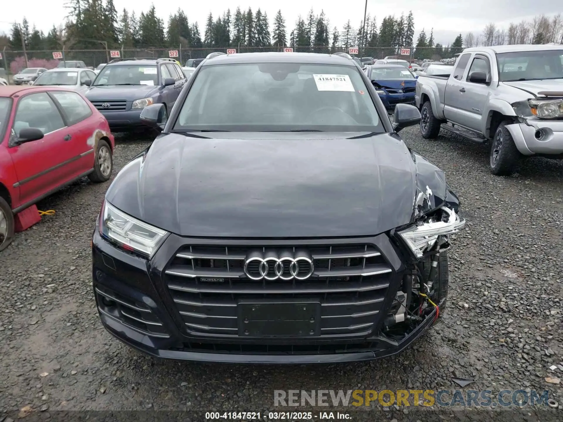 12 Photograph of a damaged car WA1E2AFY9L2069727 AUDI Q5 2020