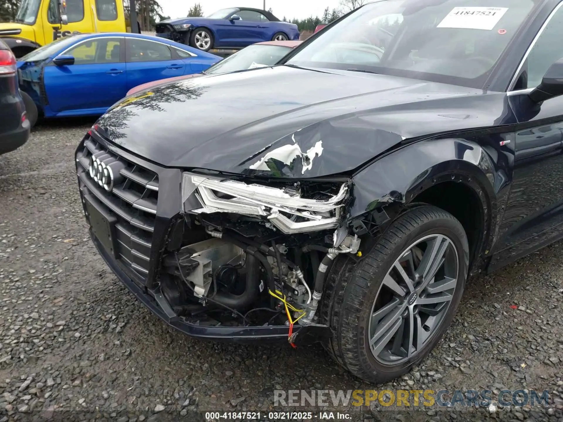 6 Photograph of a damaged car WA1E2AFY9L2069727 AUDI Q5 2020