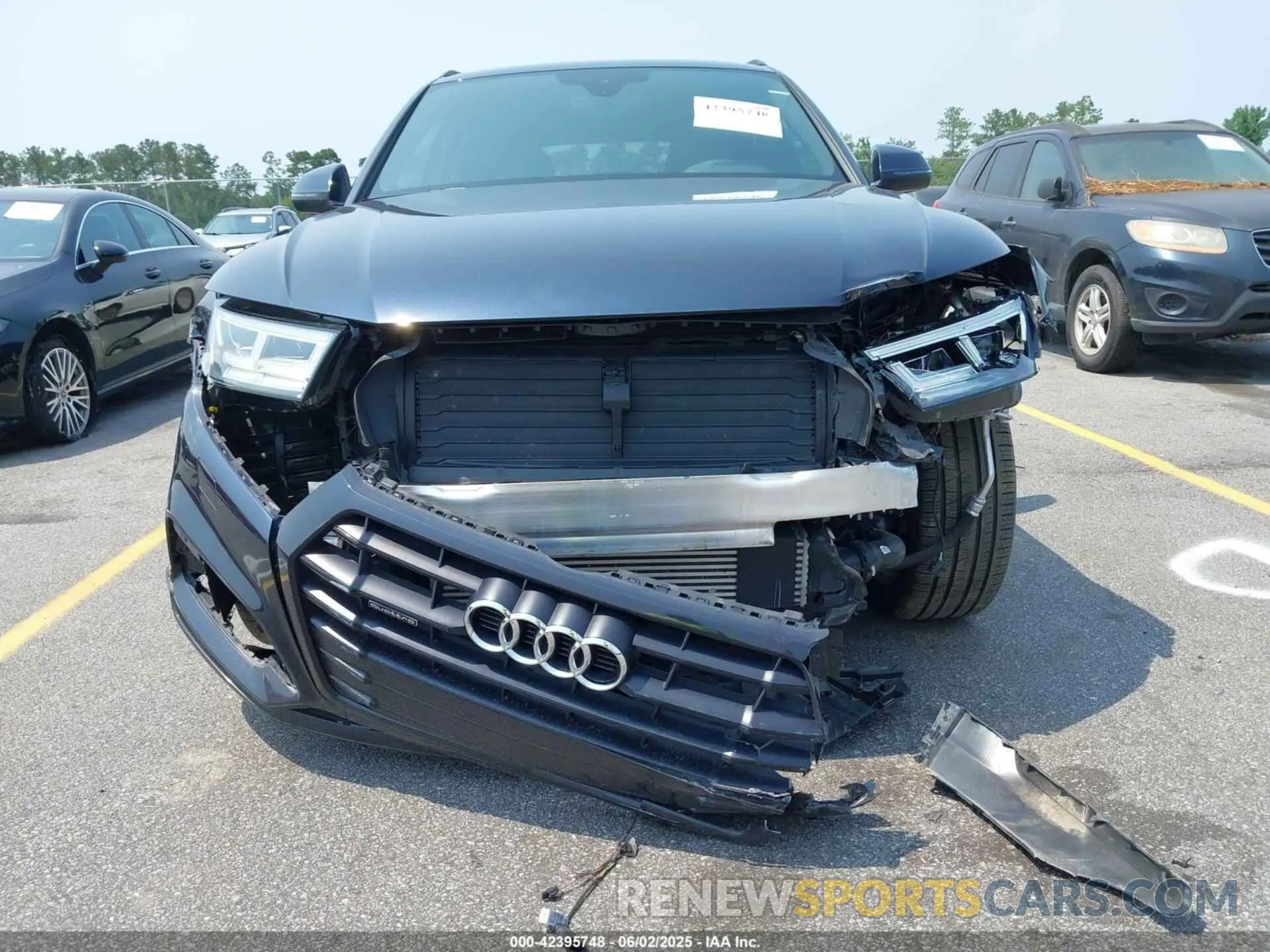 6 Photograph of a damaged car WA1ENAFY1L2094872 AUDI Q5 2020
