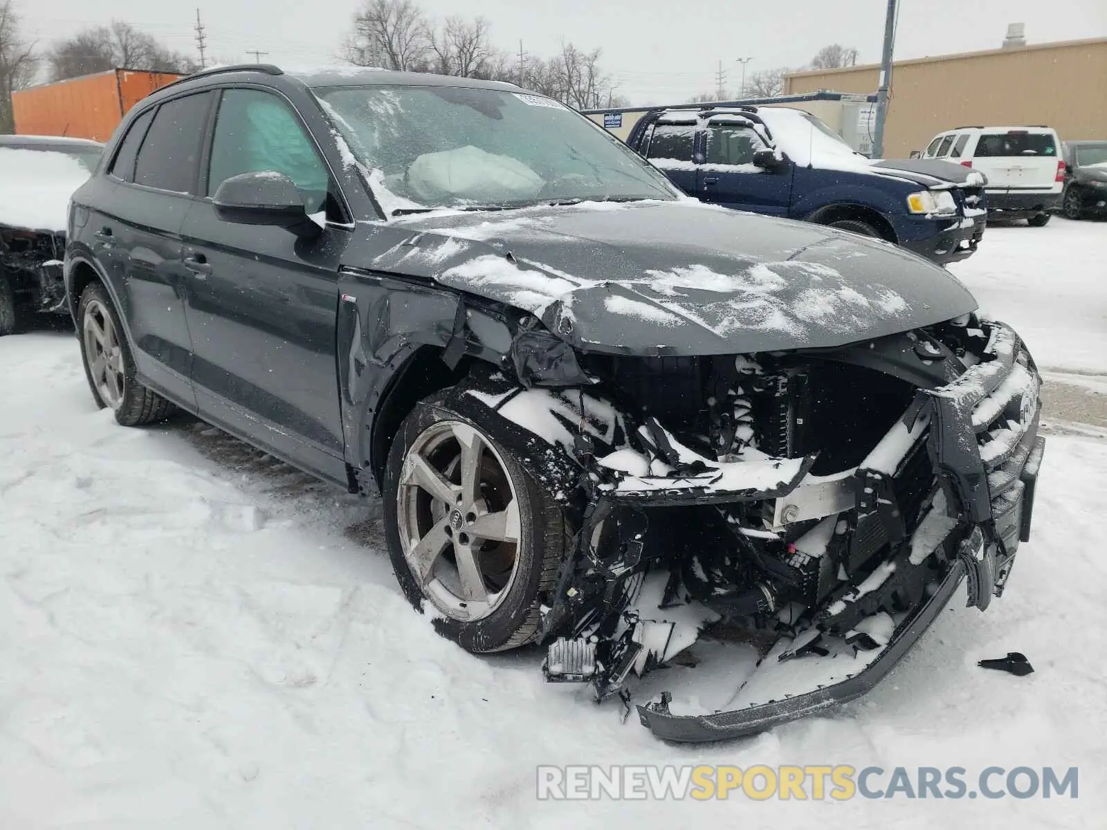 1 Photograph of a damaged car WA1ENAFY4L2111387 AUDI Q5 2020