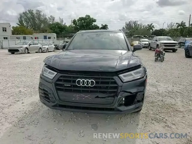 14 Photograph of a damaged car WA1ENAFY7L2105471 AUDI Q5 2020
