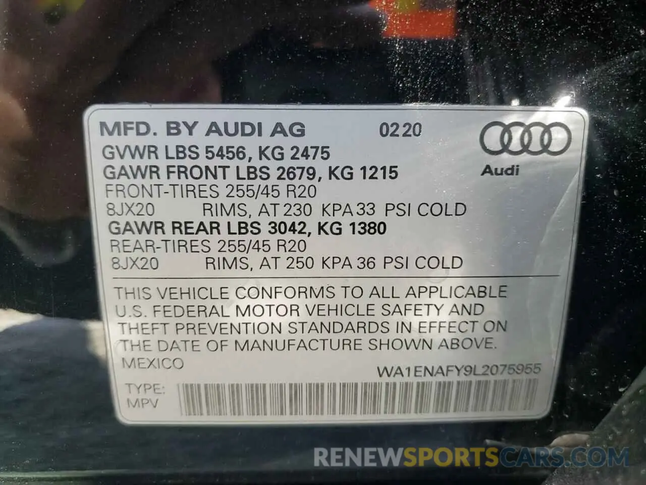 14 Photograph of a damaged car WA1ENAFY9L2075955 AUDI Q5 2020