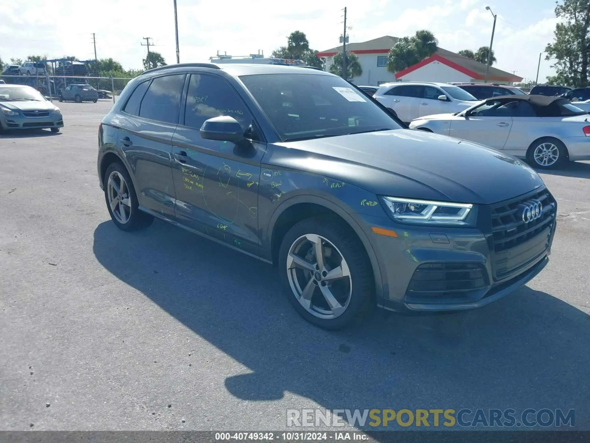 1 Фотография поврежденного автомобиля WA1ENAFYXL2096037 AUDI Q5 2020